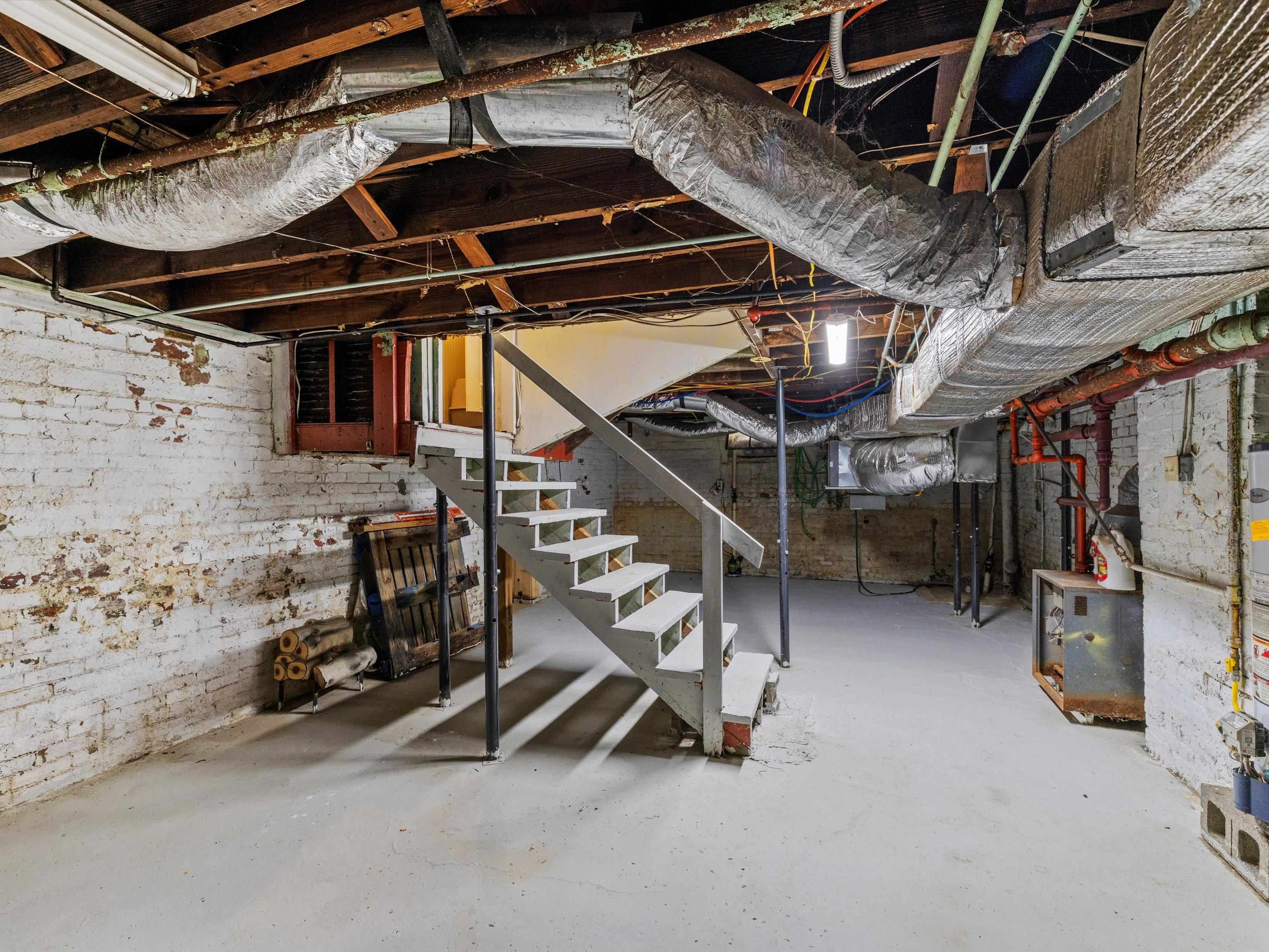 134 Seminary Street, Madisonville, Kentucky 42431, 4 Bedrooms Bedrooms, ,2 BathroomsBathrooms,Single Family Residence,For Sale,Seminary Street,94630