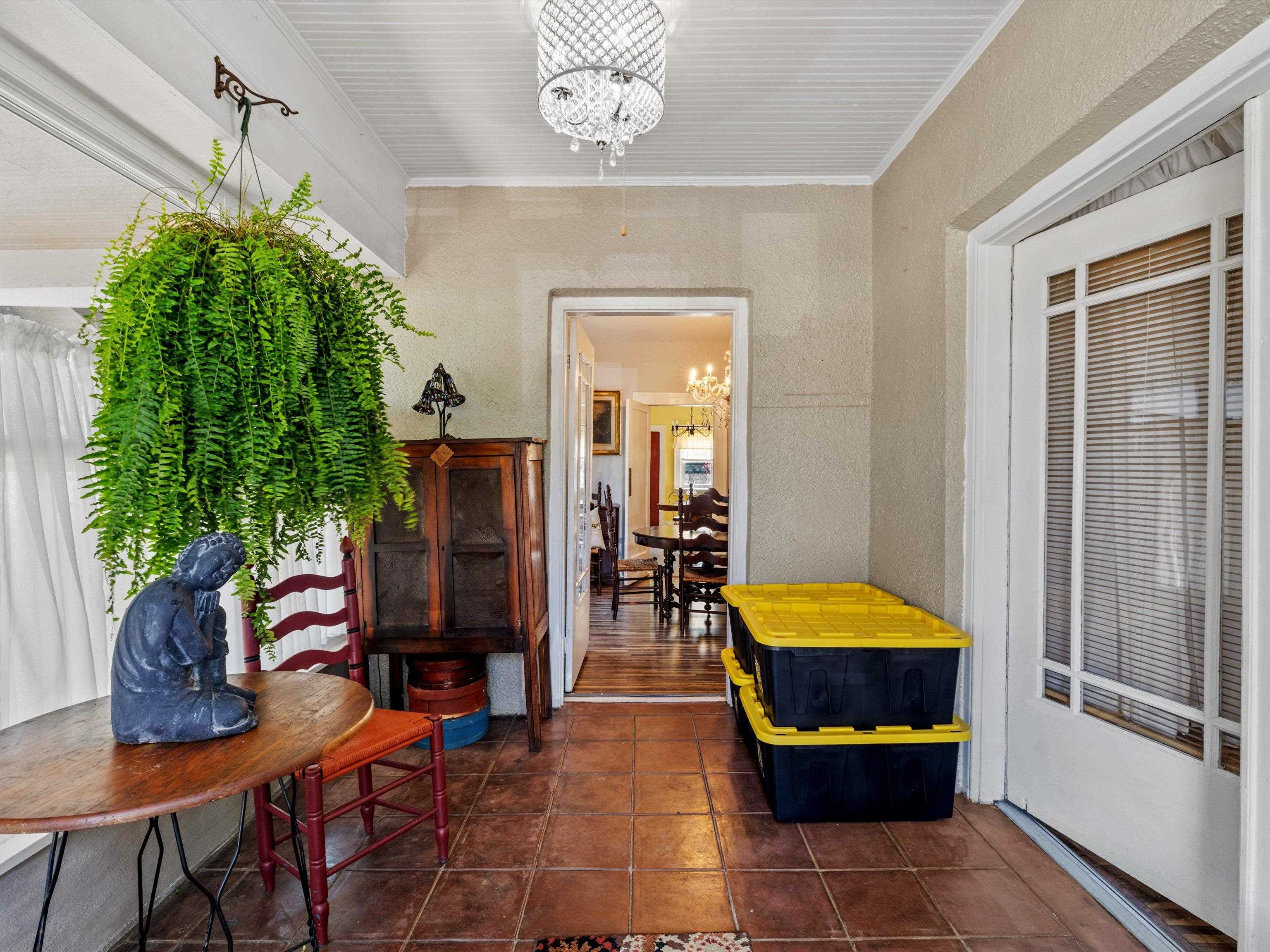 134 Seminary Street, Madisonville, Kentucky 42431, 4 Bedrooms Bedrooms, ,2 BathroomsBathrooms,Single Family Residence,For Sale,Seminary Street,94630