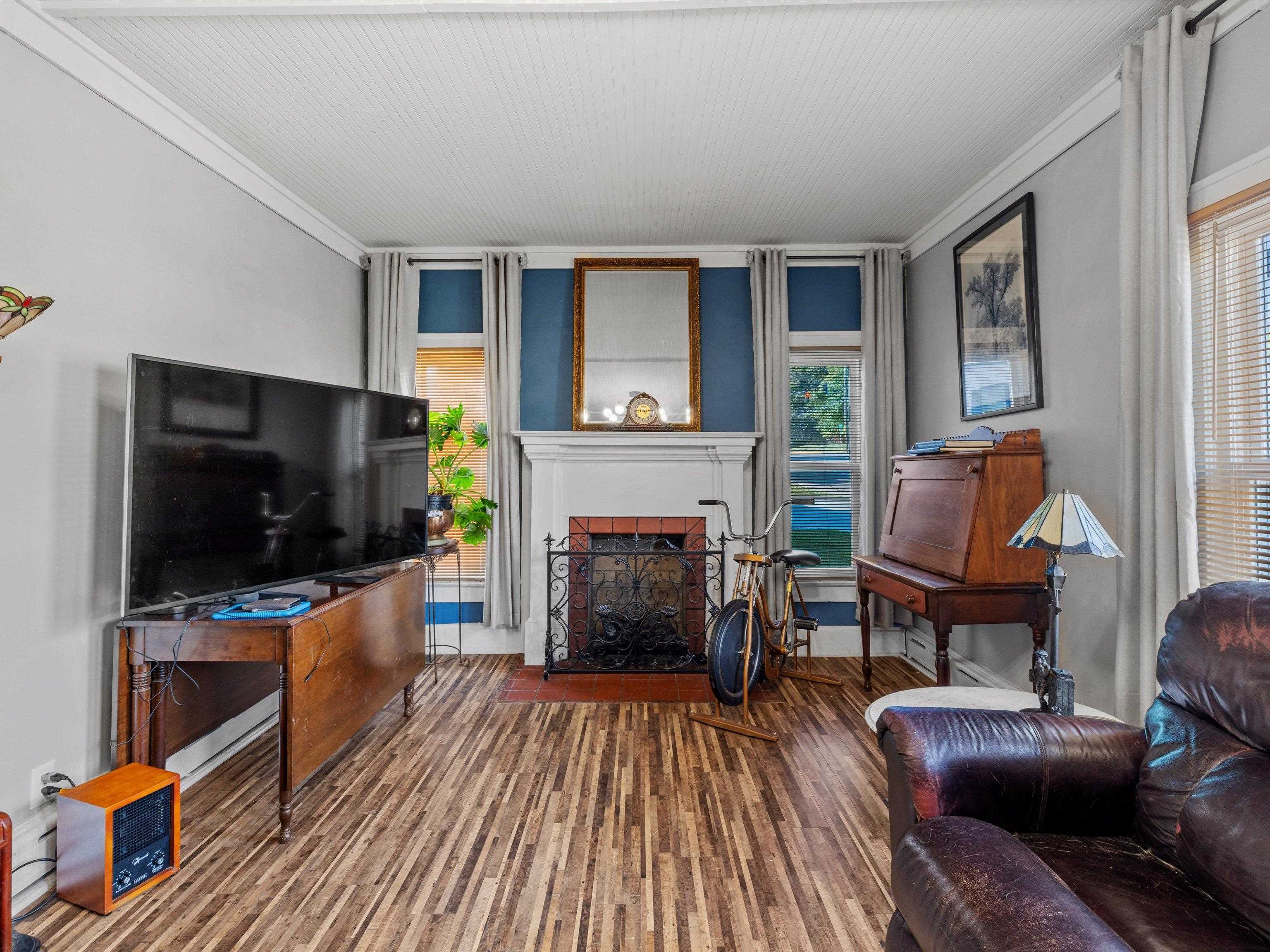 134 Seminary Street, Madisonville, Kentucky 42431, 4 Bedrooms Bedrooms, ,2 BathroomsBathrooms,Single Family Residence,For Sale,Seminary Street,94630