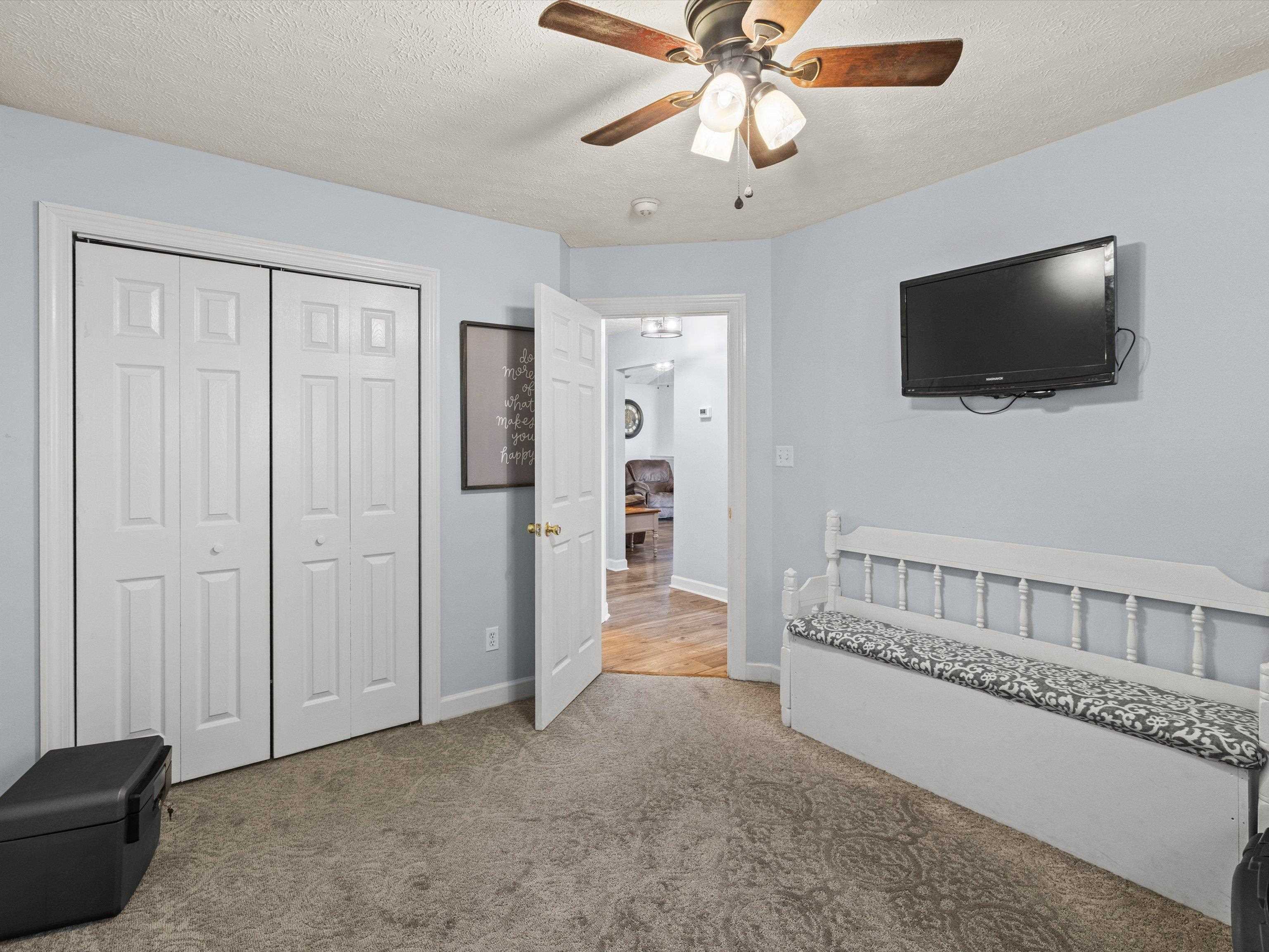 3943 Reliant Cir, Owensboro, Kentucky 42301, 3 Bedrooms Bedrooms, ,2 BathroomsBathrooms,Single Family Residence,For Sale,Reliant Cir,94631