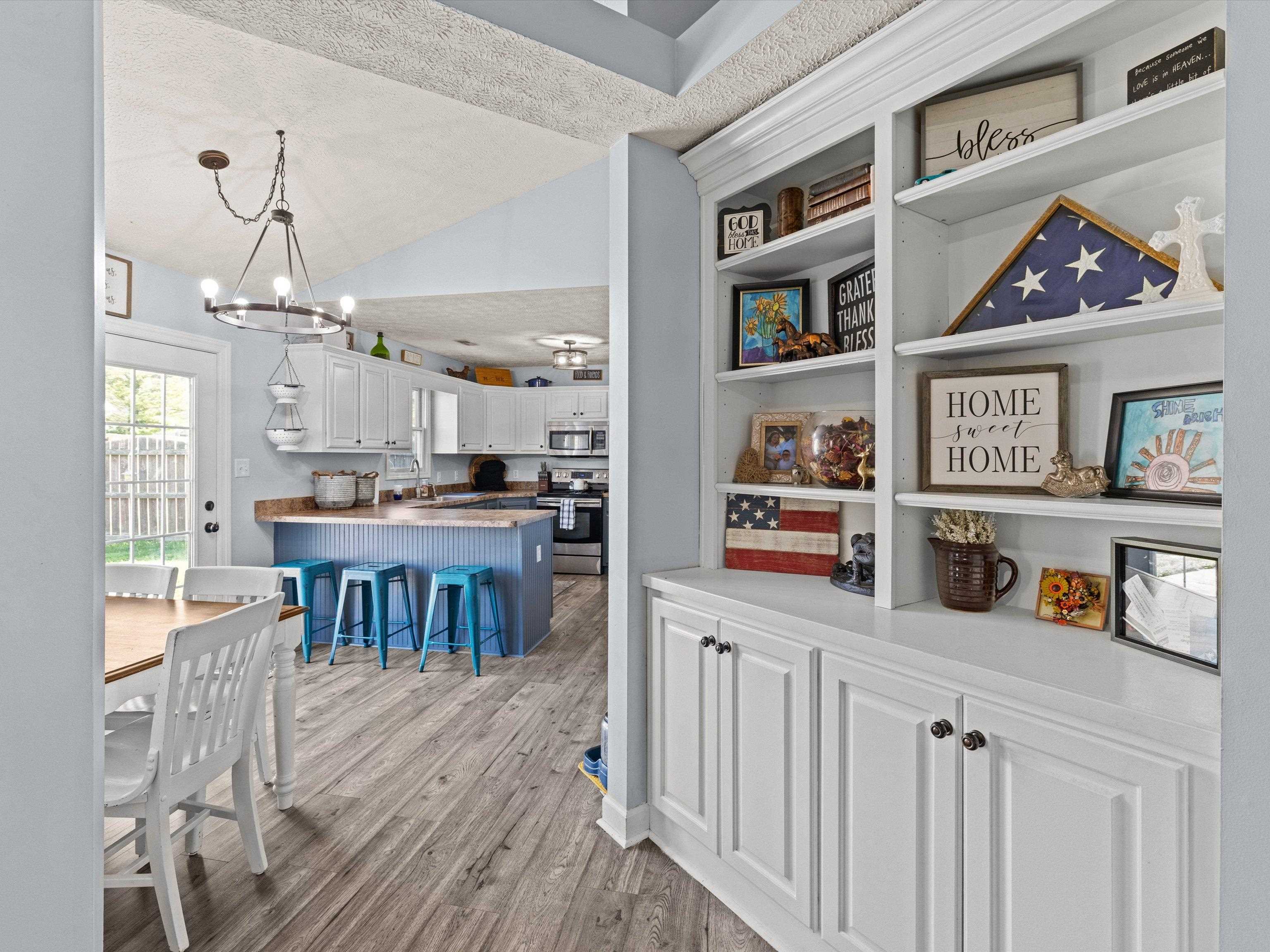 3943 Reliant Cir, Owensboro, Kentucky 42301, 3 Bedrooms Bedrooms, ,2 BathroomsBathrooms,Single Family Residence,For Sale,Reliant Cir,94631