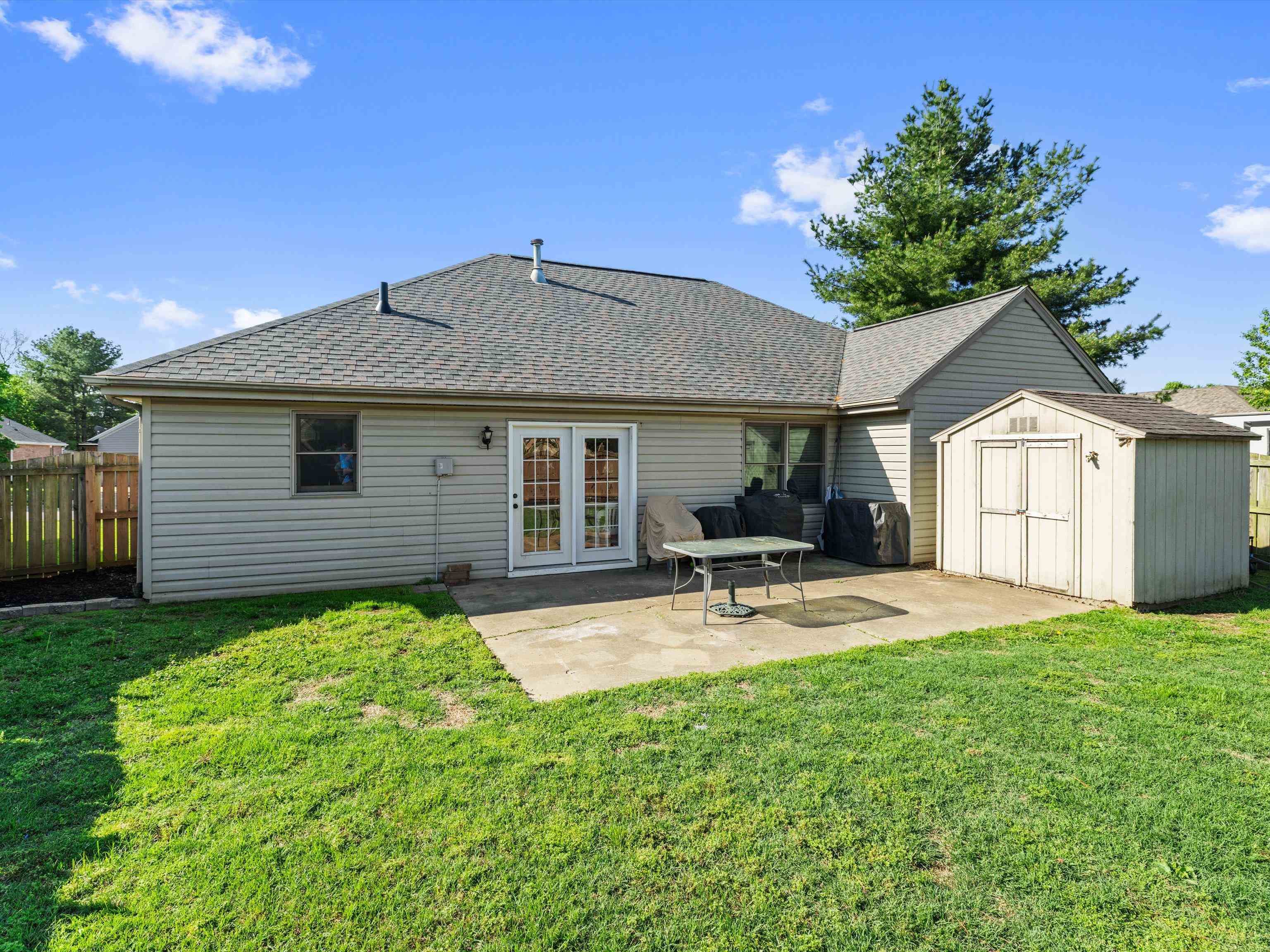 3943 Reliant Cir, Owensboro, Kentucky 42301, 3 Bedrooms Bedrooms, ,2 BathroomsBathrooms,Single Family Residence,For Sale,Reliant Cir,94631