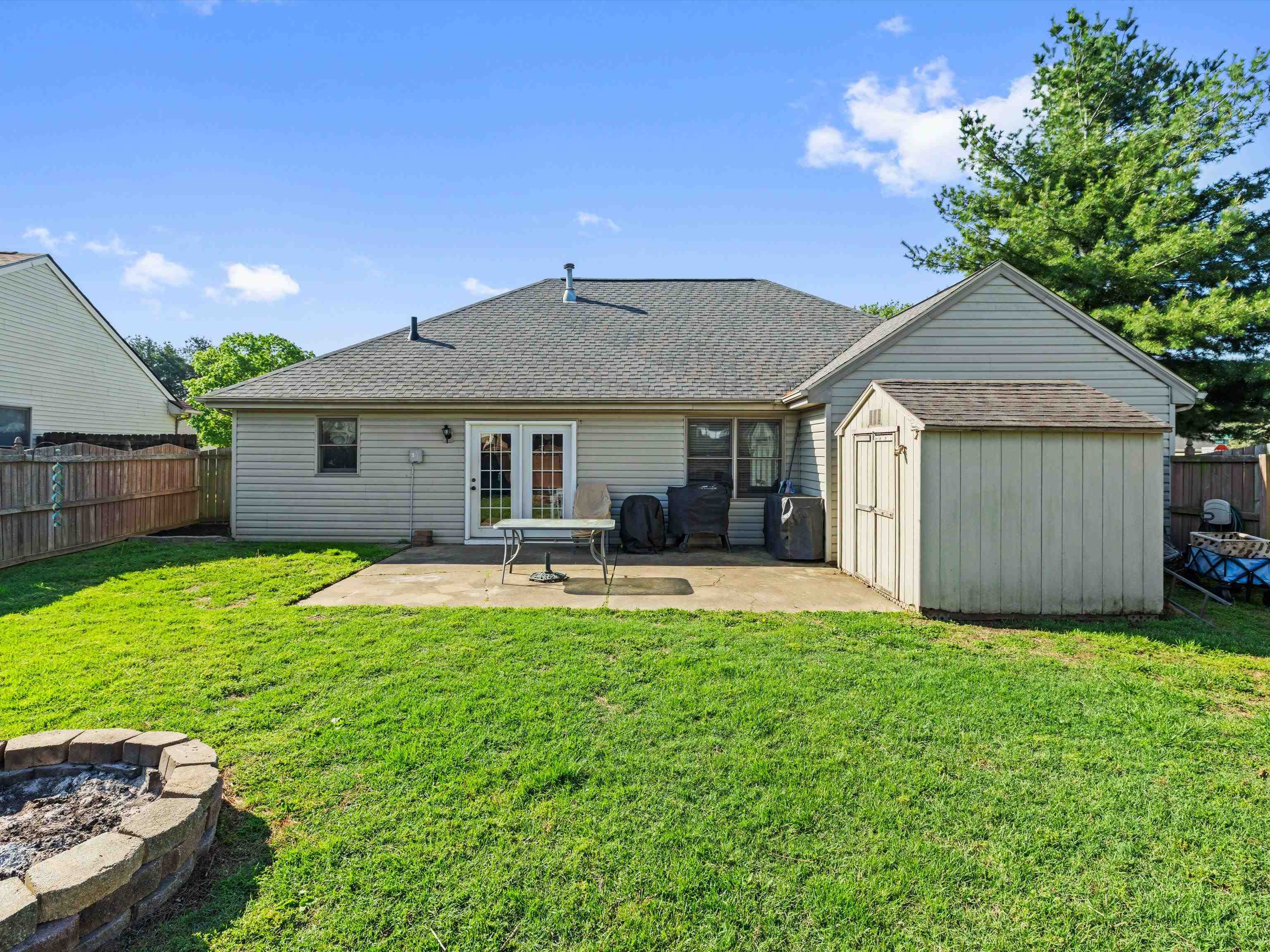 3943 Reliant Cir, Owensboro, Kentucky 42301, 3 Bedrooms Bedrooms, ,2 BathroomsBathrooms,Single Family Residence,For Sale,Reliant Cir,94631