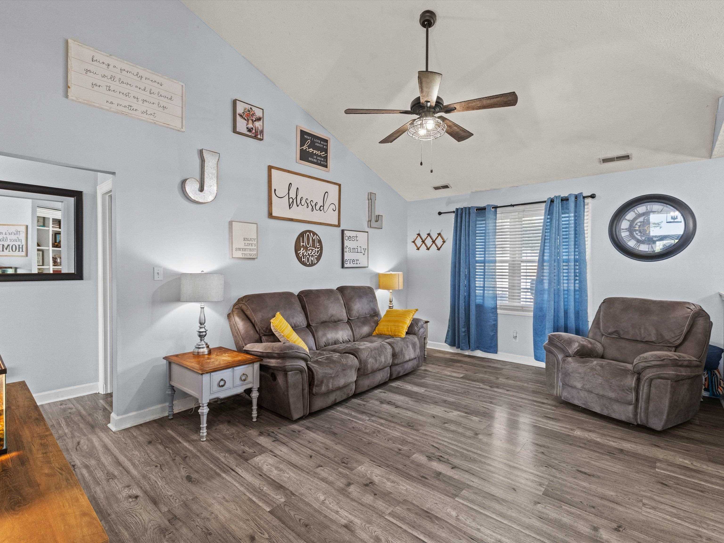 3943 Reliant Cir, Owensboro, Kentucky 42301, 3 Bedrooms Bedrooms, ,2 BathroomsBathrooms,Single Family Residence,For Sale,Reliant Cir,94631