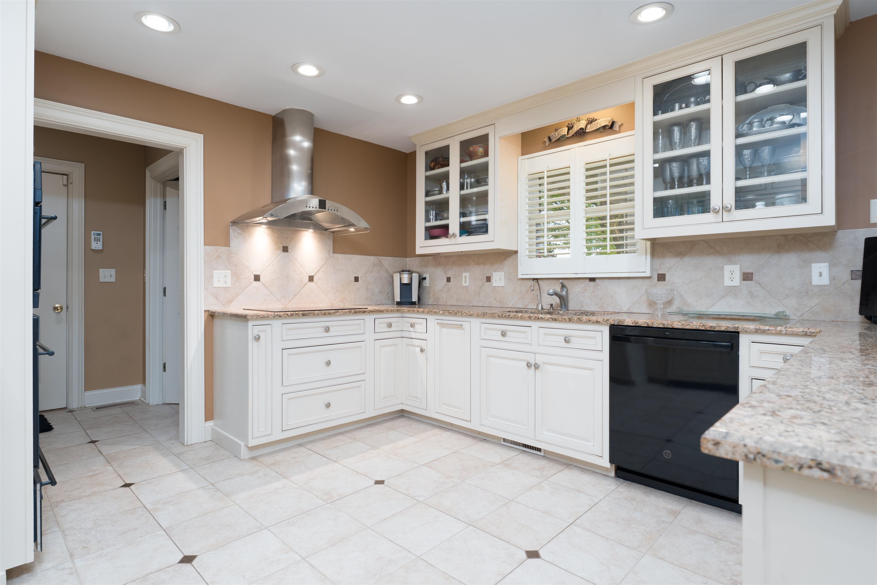 3445 Pleasant Valley Rd, Owensboro, Kentucky 42303, 5 Bedrooms Bedrooms, ,3 BathroomsBathrooms,Single Family Residence,For Sale,Pleasant Valley Rd,94632