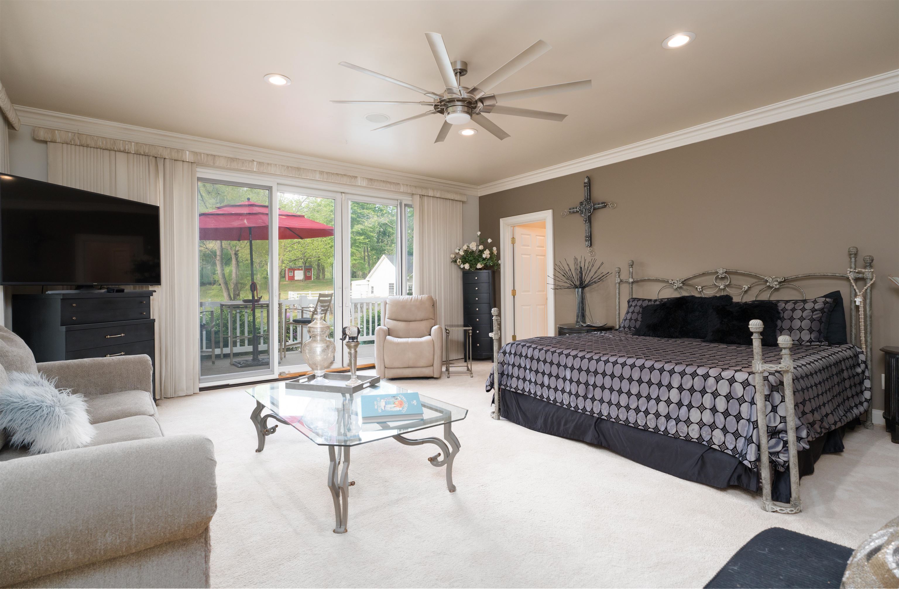 3445 Pleasant Valley Rd, Owensboro, Kentucky 42303, 5 Bedrooms Bedrooms, ,3 BathroomsBathrooms,Single Family Residence,For Sale,Pleasant Valley Rd,94632