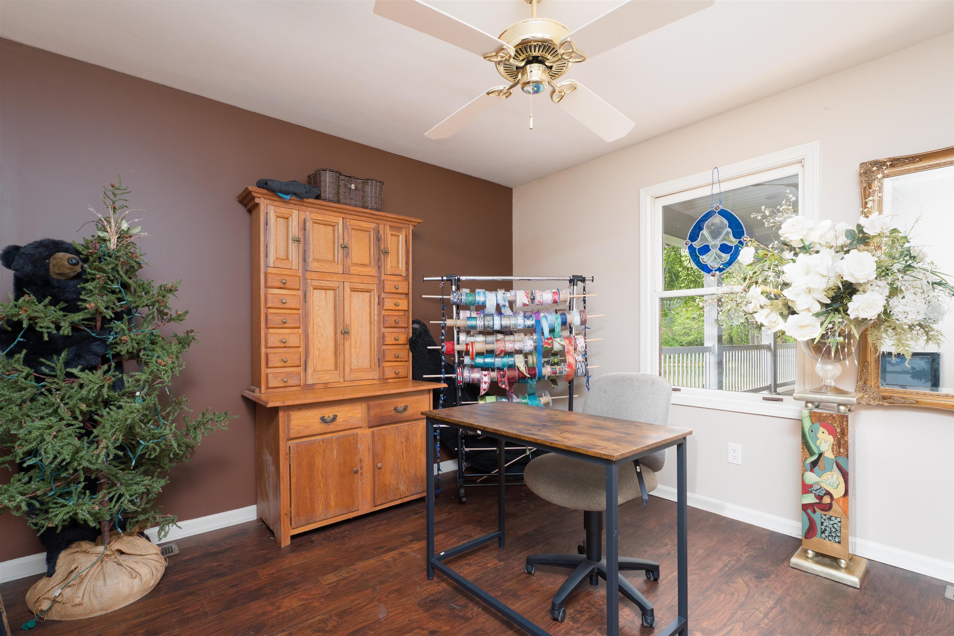 3445 Pleasant Valley Rd, Owensboro, Kentucky 42303, 5 Bedrooms Bedrooms, ,3 BathroomsBathrooms,Single Family Residence,For Sale,Pleasant Valley Rd,94632