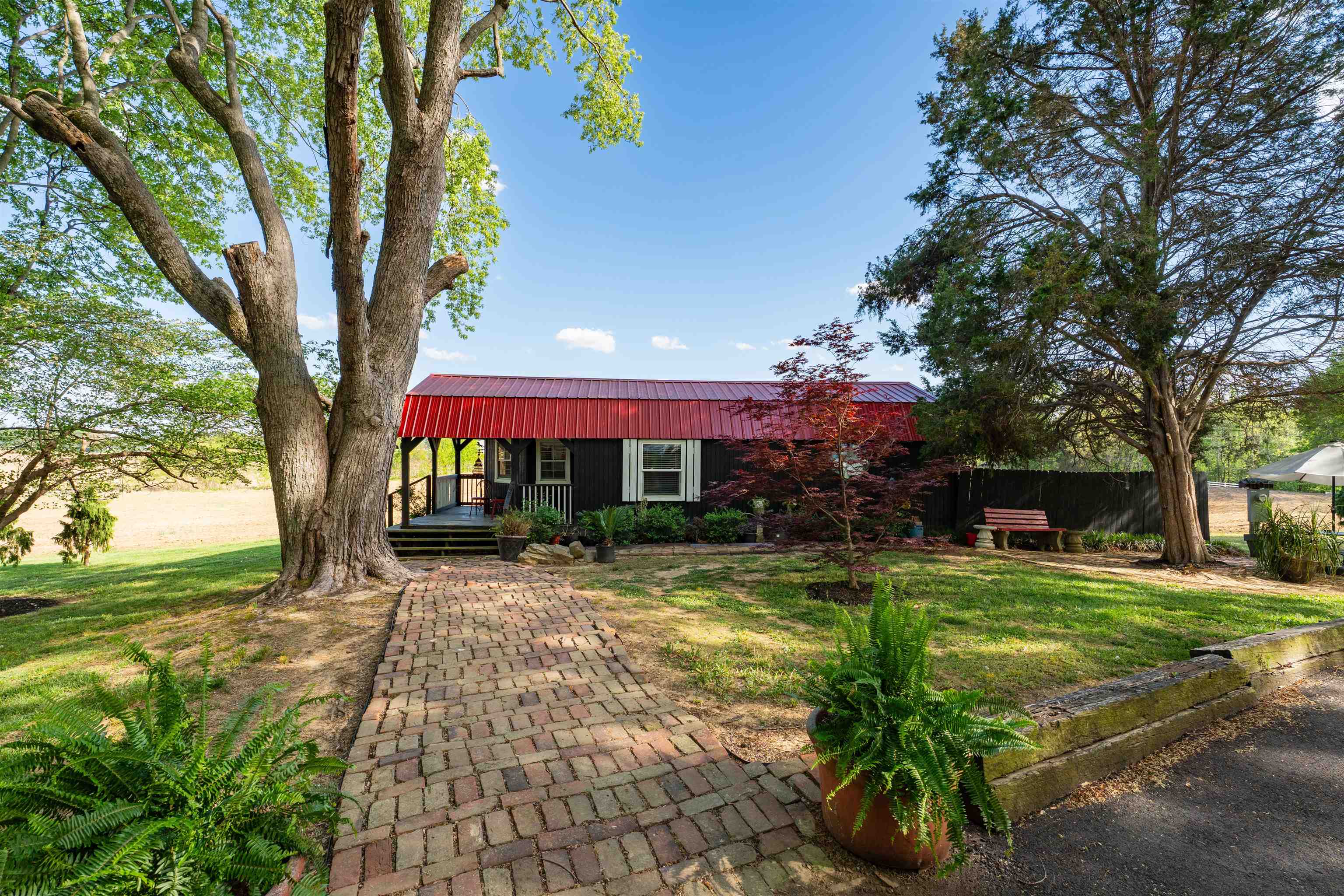 3445 Pleasant Valley Rd, Owensboro, Kentucky 42303, 5 Bedrooms Bedrooms, ,3 BathroomsBathrooms,Single Family Residence,For Sale,Pleasant Valley Rd,94632