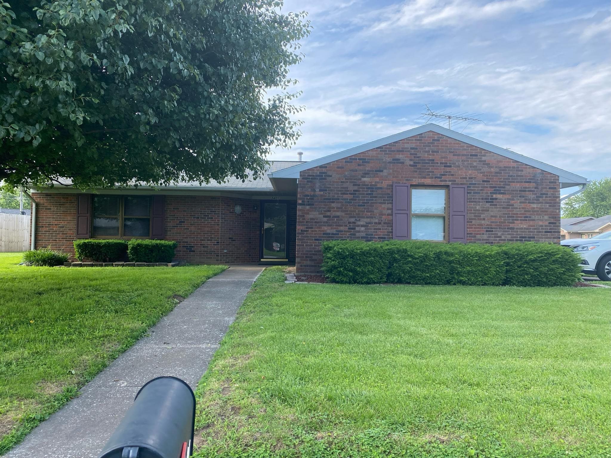 3401 Deer Trail, Owensboro, Kentucky 42301-0161, 2 Bedrooms Bedrooms, ,1 BathroomBathrooms,Single Family Residence,For Sale,Deer Trail,94636