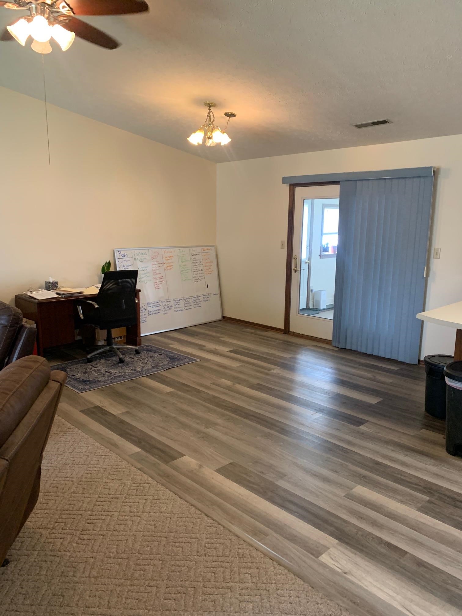 3401 Deer Trail, Owensboro, Kentucky 42301-0161, 2 Bedrooms Bedrooms, ,1 BathroomBathrooms,Single Family Residence,For Sale,Deer Trail,94636