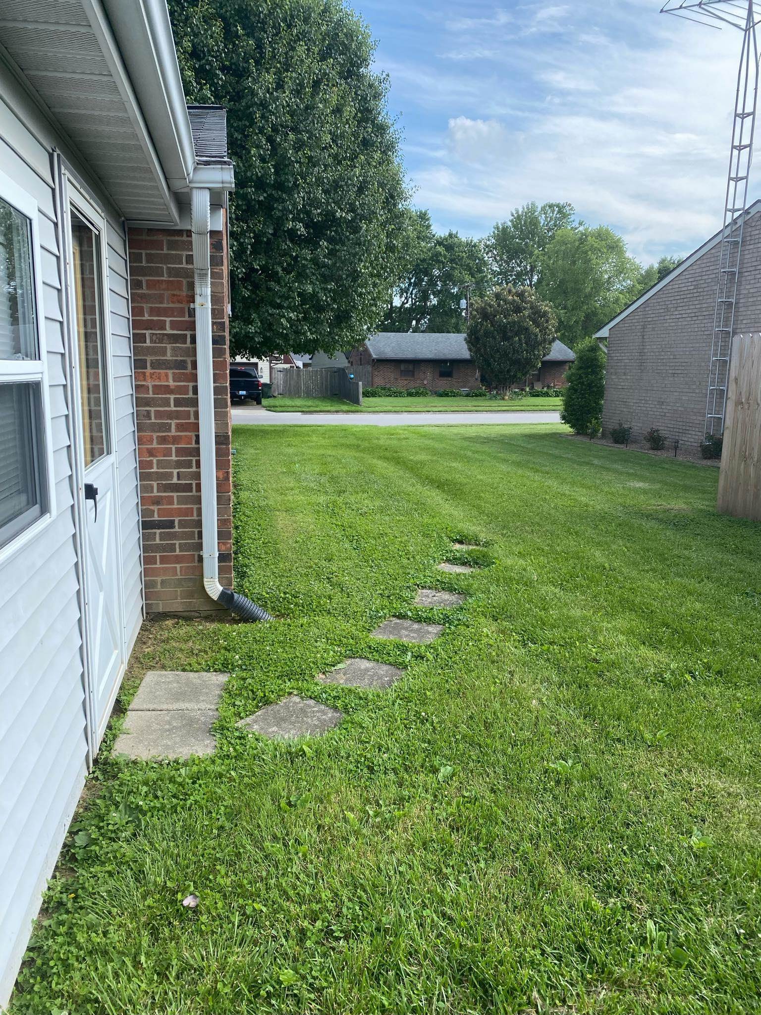 3401 Deer Trail, Owensboro, Kentucky 42301-0161, 2 Bedrooms Bedrooms, ,1 BathroomBathrooms,Single Family Residence,For Sale,Deer Trail,94636