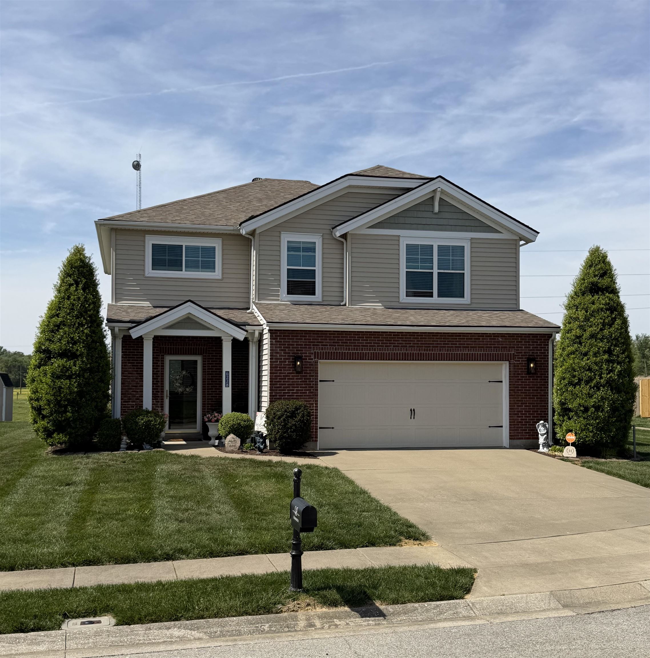 6228 Brookstone Place, Utica, Kentucky 42376, 4 Bedrooms Bedrooms, ,2 BathroomsBathrooms,Single Family Residence,For Sale,Brookstone Place,94638