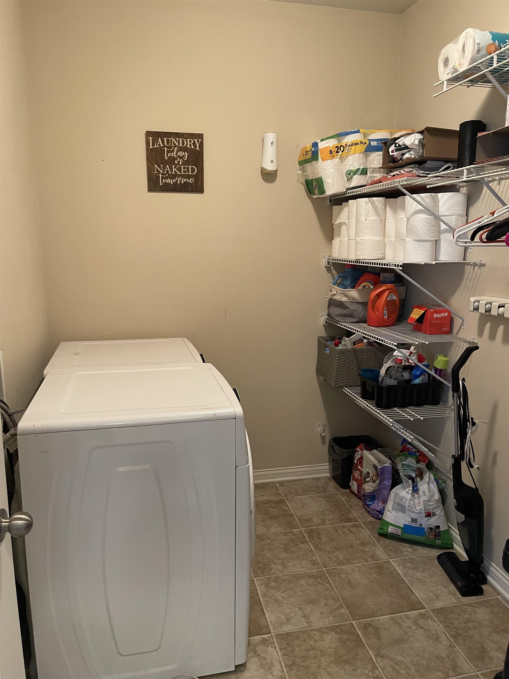 6228 Brookstone Place, Utica, Kentucky 42376, 4 Bedrooms Bedrooms, ,2 BathroomsBathrooms,Single Family Residence,For Sale,Brookstone Place,94638