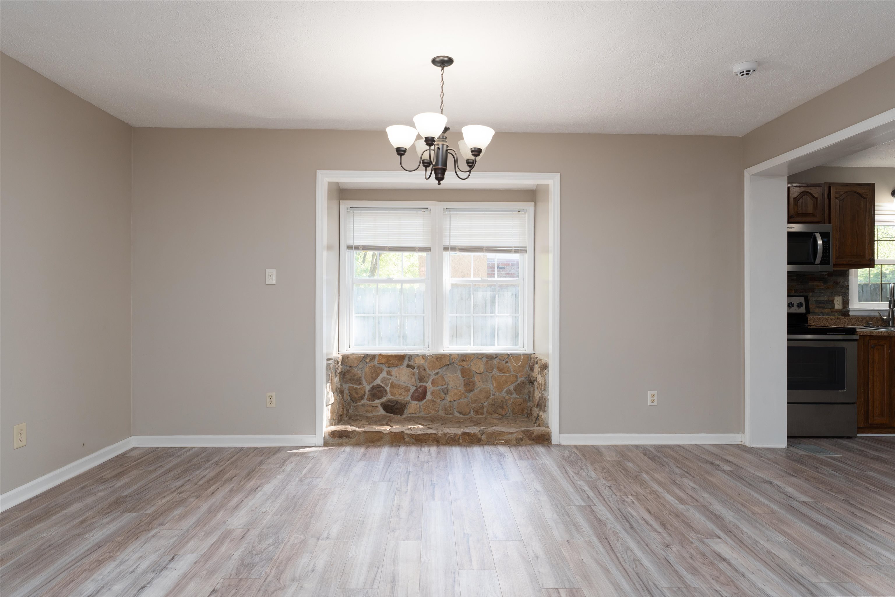 3825 Kipling Dr, Owensboro, Kentucky 42303, 3 Bedrooms Bedrooms, ,1 BathroomBathrooms,Single Family Residence,For Sale,Kipling Dr,94641