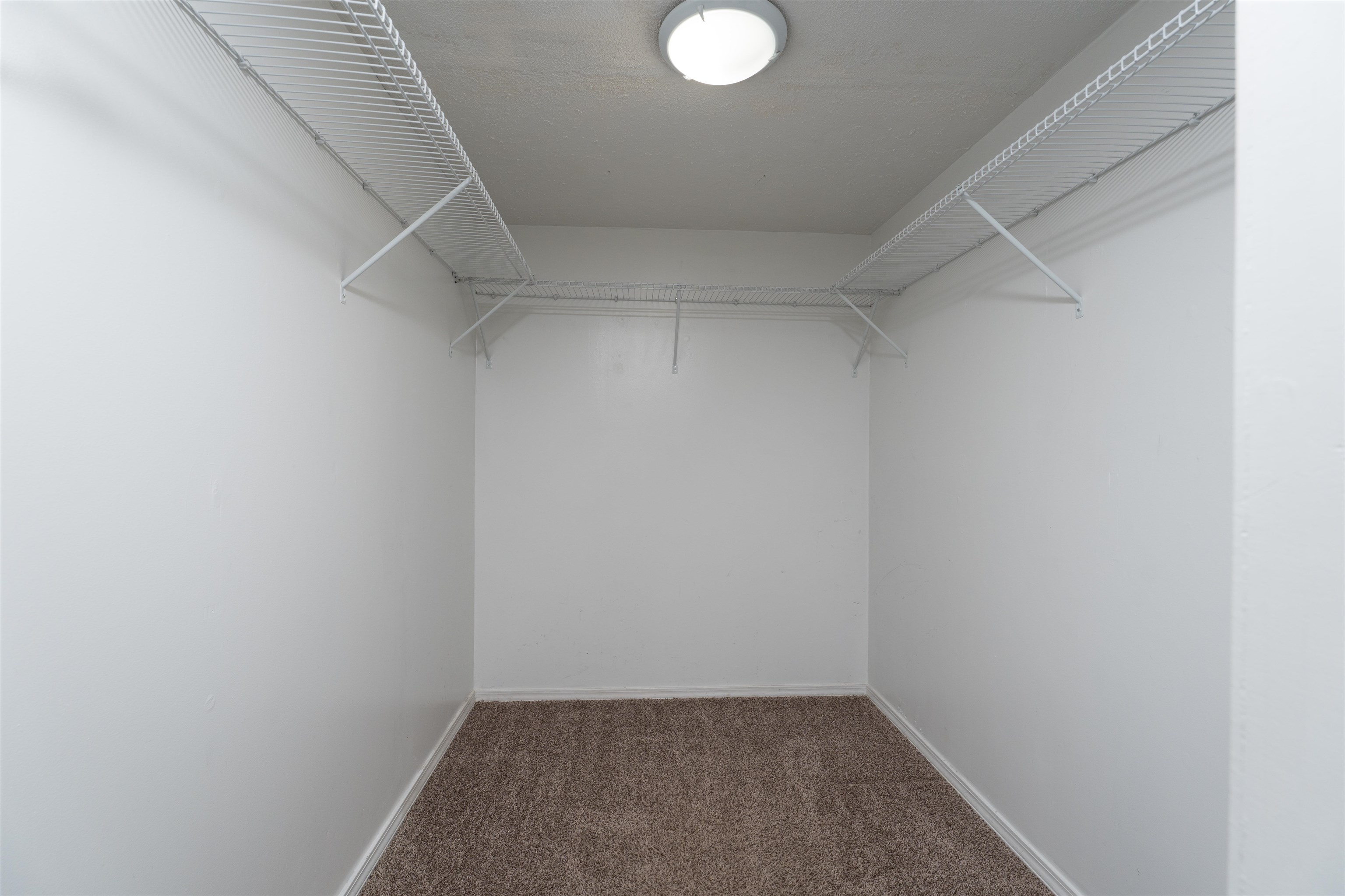 3825 Kipling Dr, Owensboro, Kentucky 42303, 3 Bedrooms Bedrooms, ,1 BathroomBathrooms,Single Family Residence,For Sale,Kipling Dr,94641