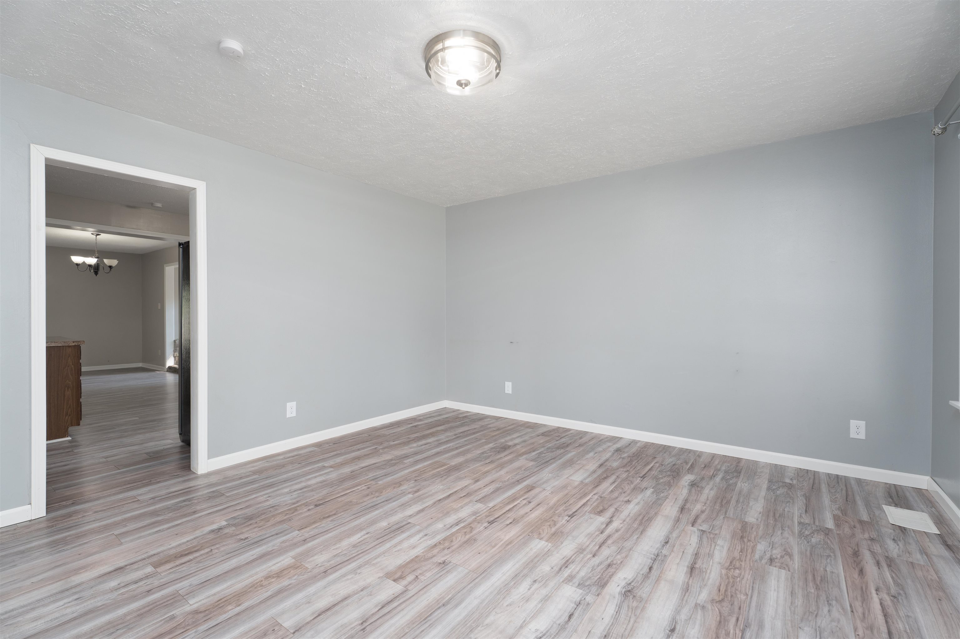 3825 Kipling Dr, Owensboro, Kentucky 42303, 3 Bedrooms Bedrooms, ,1 BathroomBathrooms,Single Family Residence,For Sale,Kipling Dr,94641