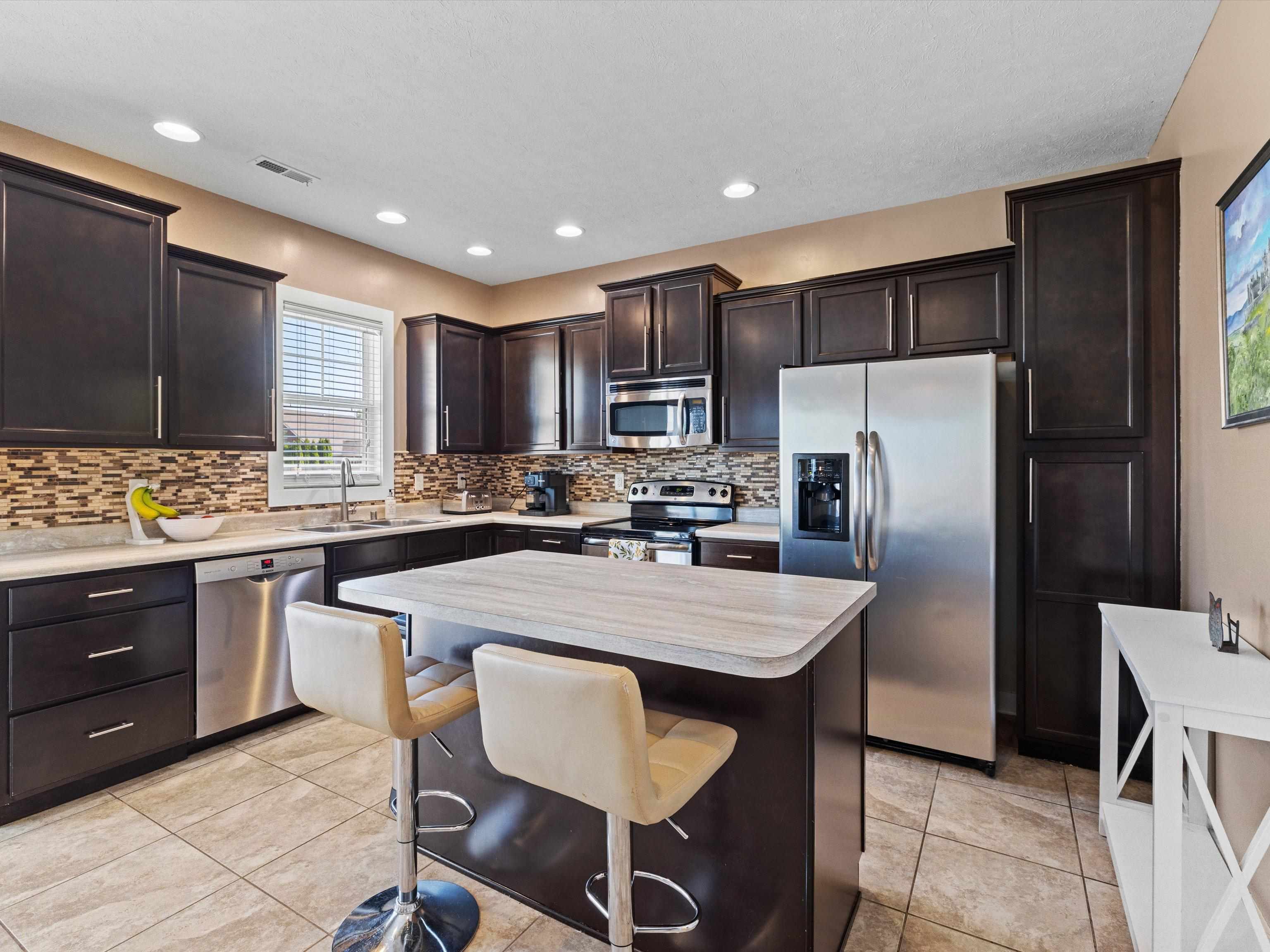 5475 Willow Brook loop, Owensboro, Kentucky 42301, 3 Bedrooms Bedrooms, ,2 BathroomsBathrooms,Single Family Residence,For Sale,Willow Brook loop,94649