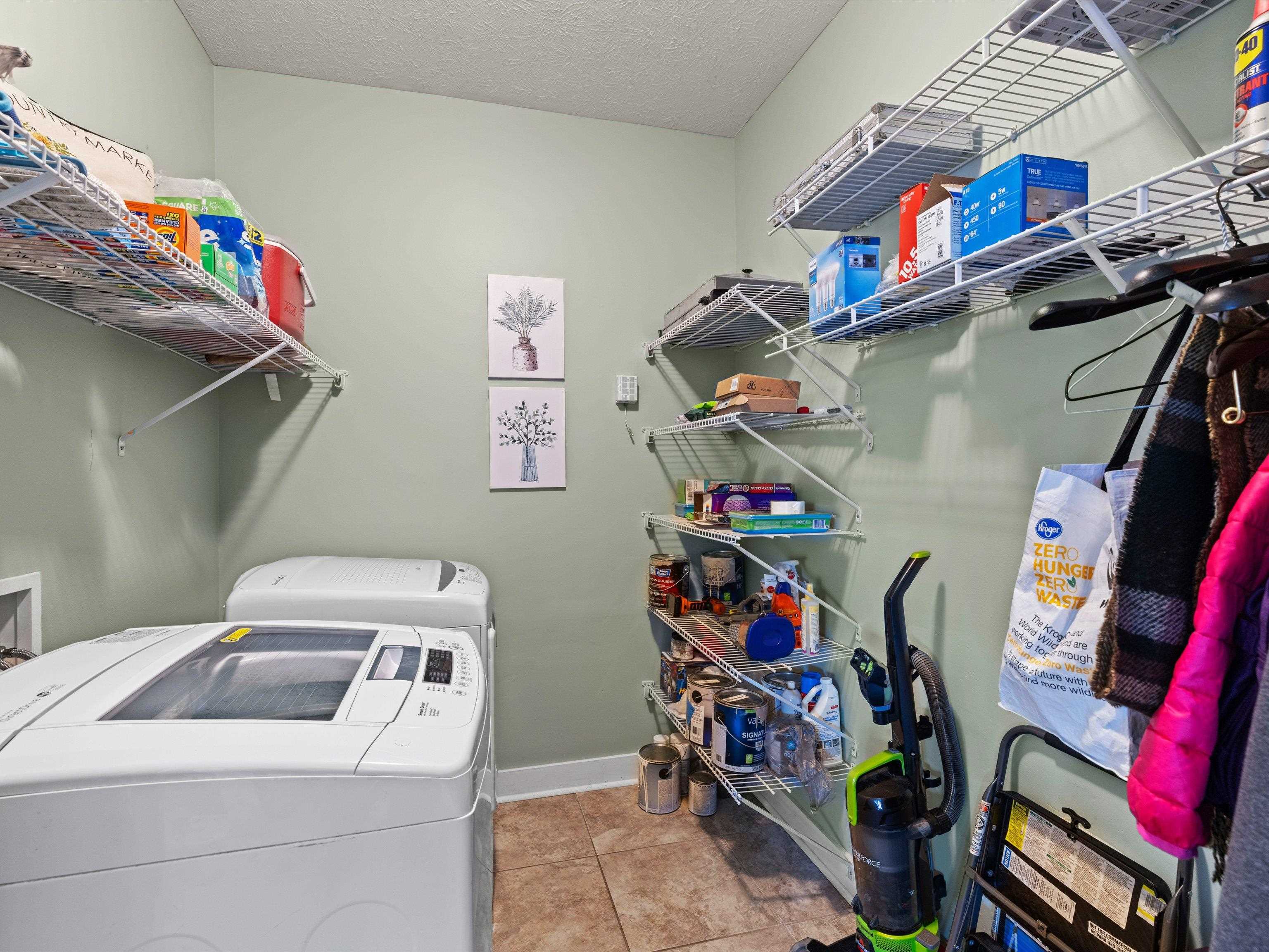 5475 Willow Brook loop, Owensboro, Kentucky 42301, 3 Bedrooms Bedrooms, ,2 BathroomsBathrooms,Single Family Residence,For Sale,Willow Brook loop,94649