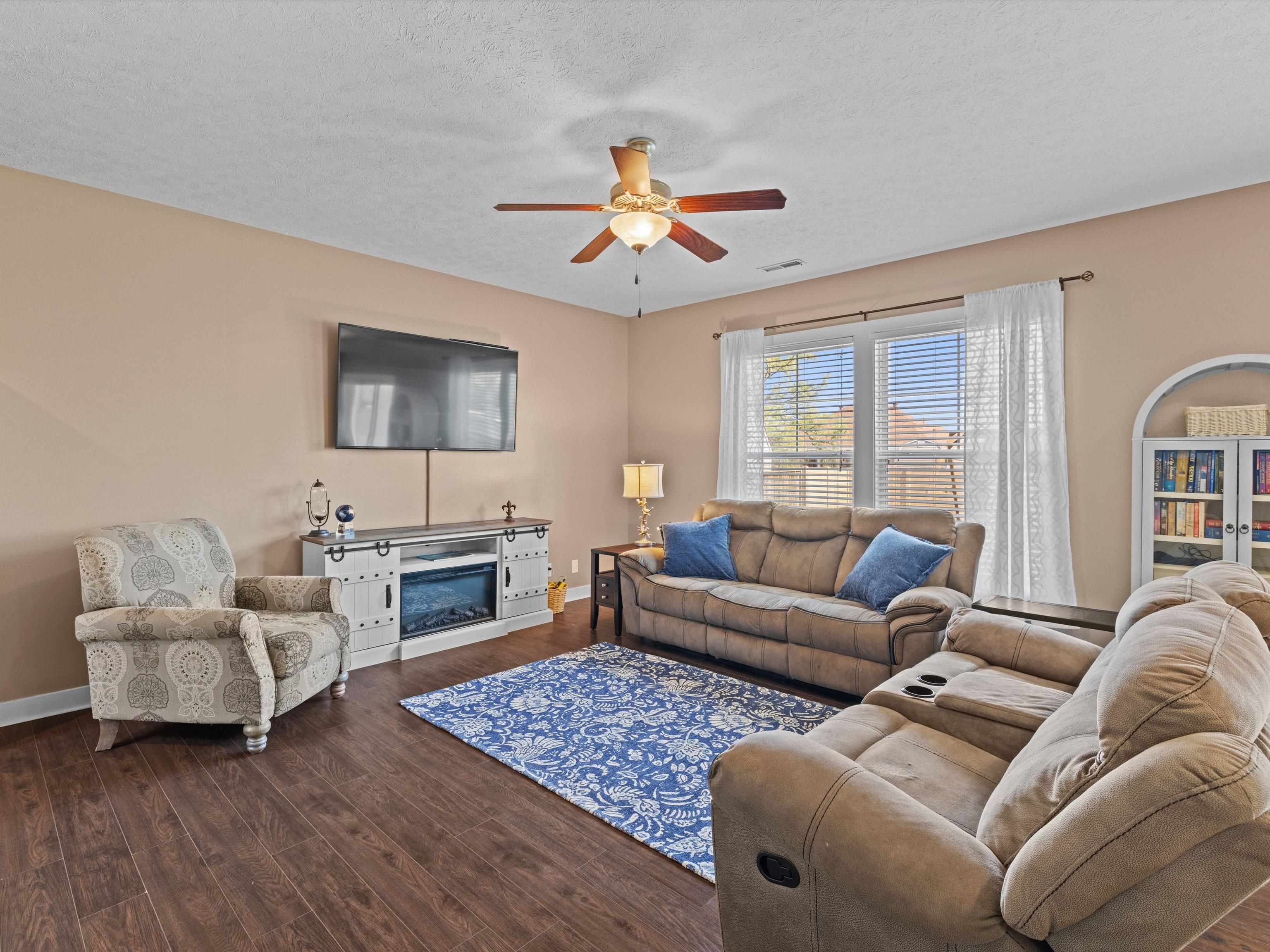 5475 Willow Brook loop, Owensboro, Kentucky 42301, 3 Bedrooms Bedrooms, ,2 BathroomsBathrooms,Single Family Residence,For Sale,Willow Brook loop,94649