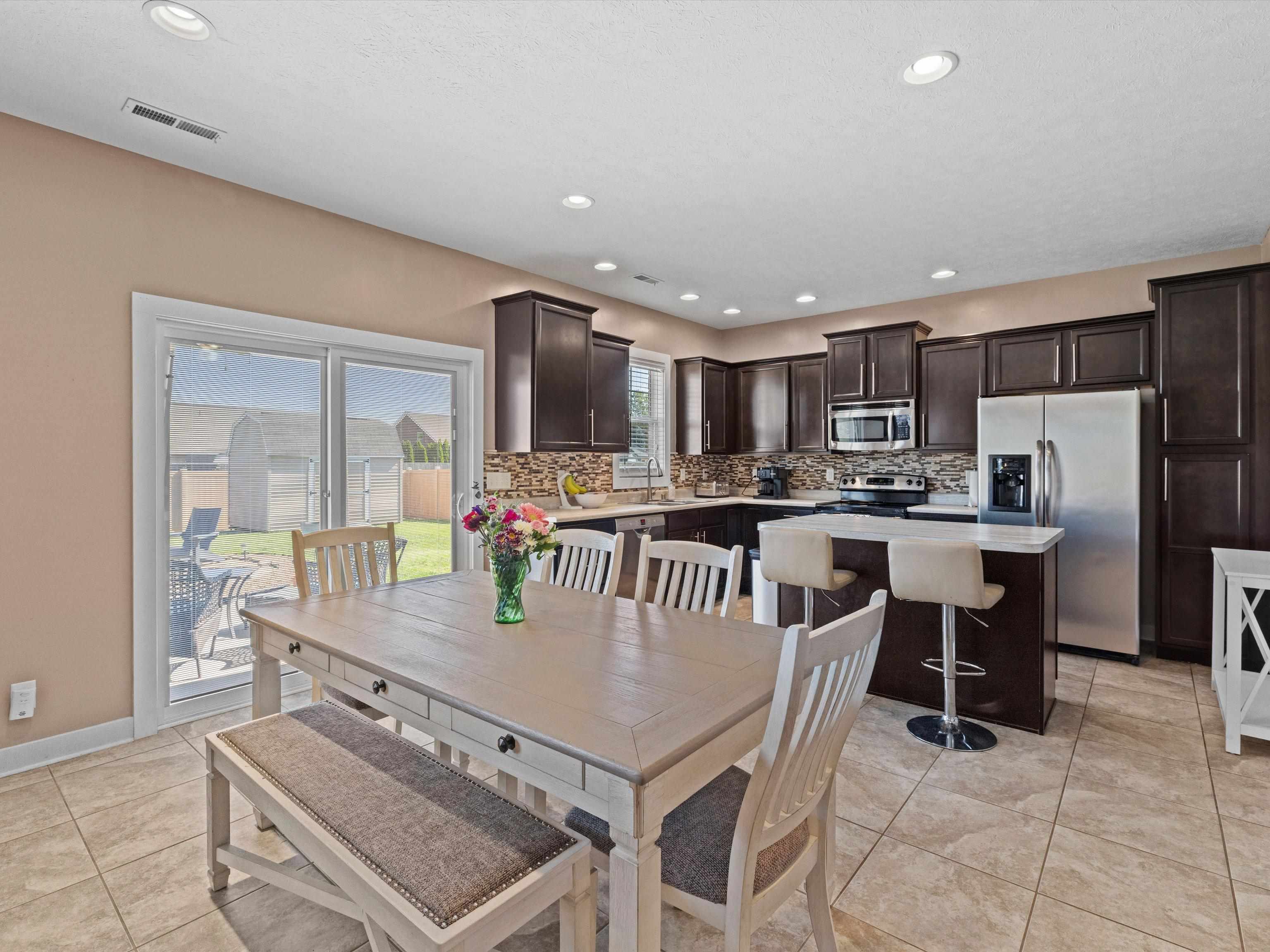 5475 Willow Brook loop, Owensboro, Kentucky 42301, 3 Bedrooms Bedrooms, ,2 BathroomsBathrooms,Single Family Residence,For Sale,Willow Brook loop,94649