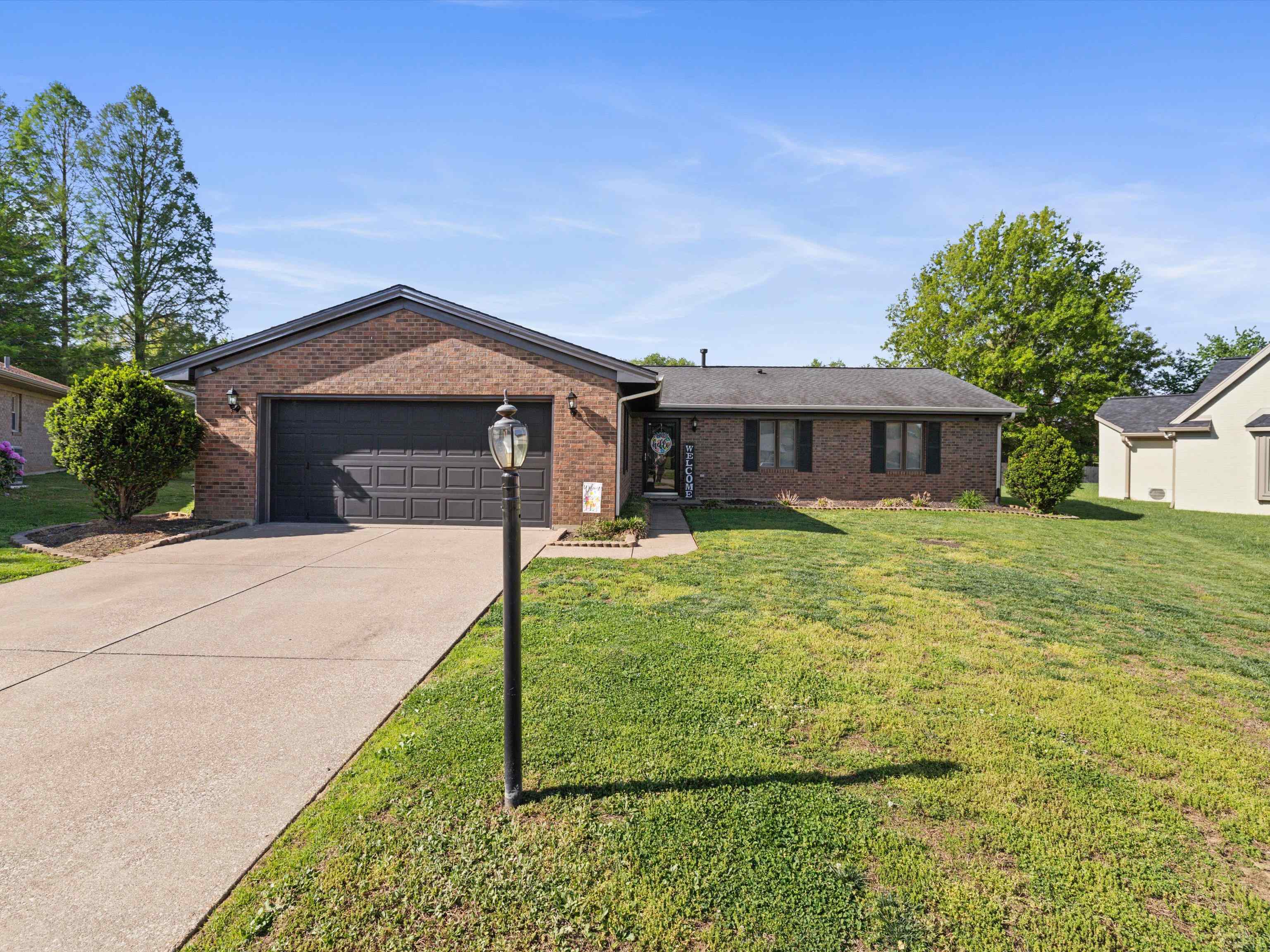 3632 War Admiral Dr, Owensboro, Kentucky 42303, 3 Bedrooms Bedrooms, ,2 BathroomsBathrooms,Single Family Residence,For Sale,War Admiral Dr,94650