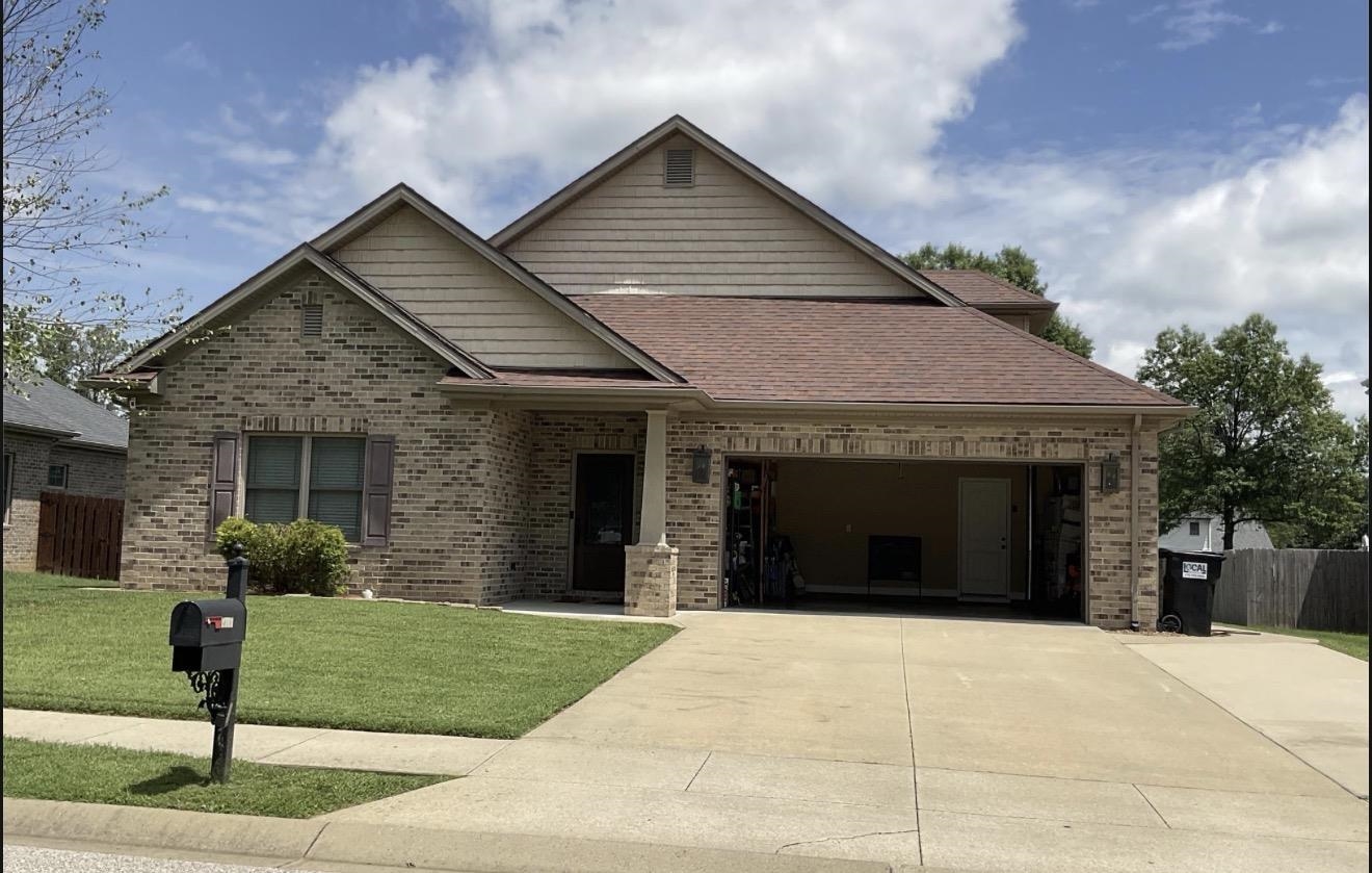 2363 Red Oak Run, Owensboro, Kentucky 42303, 4 Bedrooms Bedrooms, ,2 BathroomsBathrooms,Single Family Residence,For Sale,Red Oak Run,94653