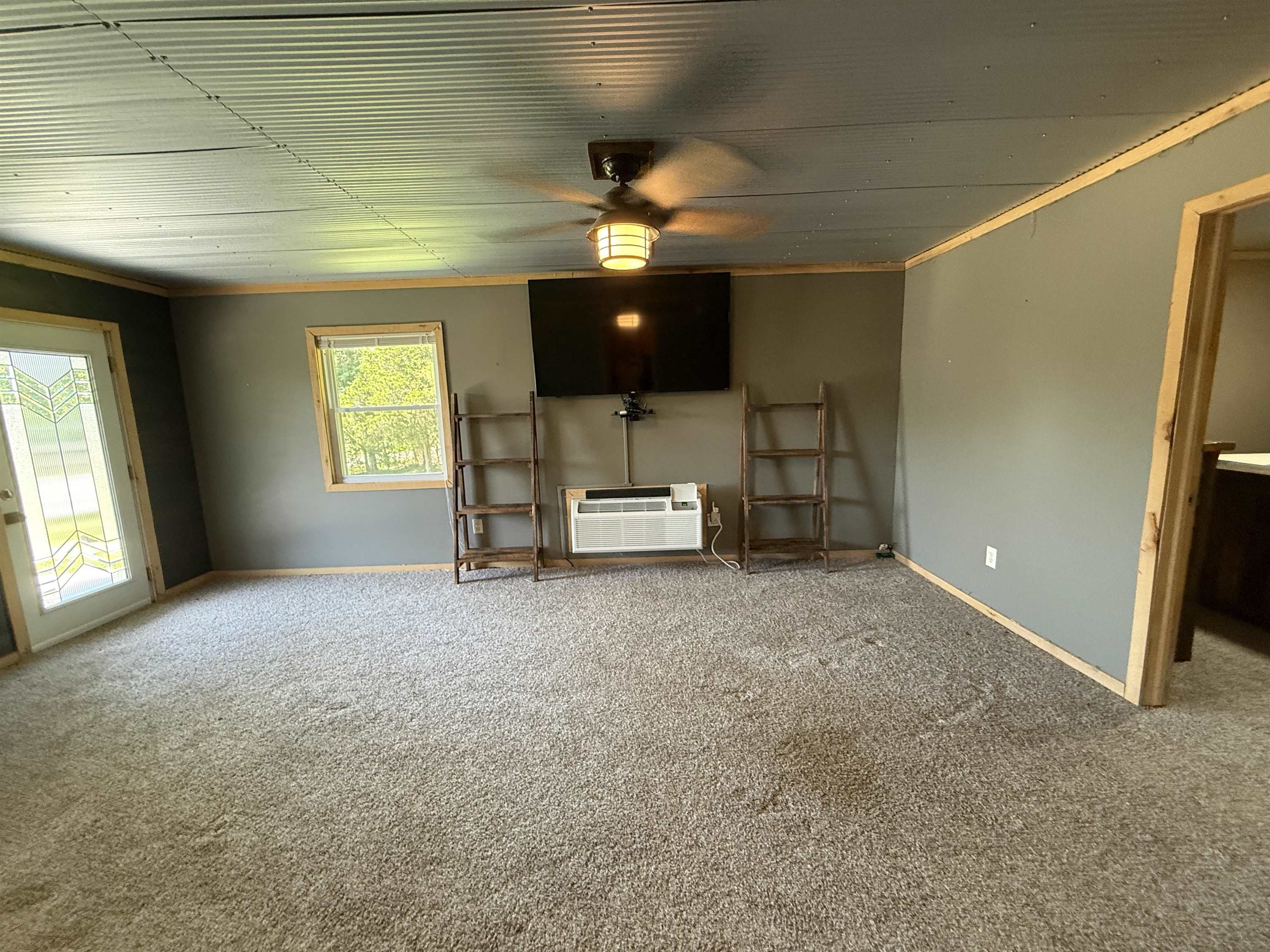 161 Tomahawk Circle, Falls of Rough, Kentucky 40119, 2 Bedrooms Bedrooms, ,1 BathroomBathrooms,Single Family Residence,For Sale,Tomahawk Circle,94654