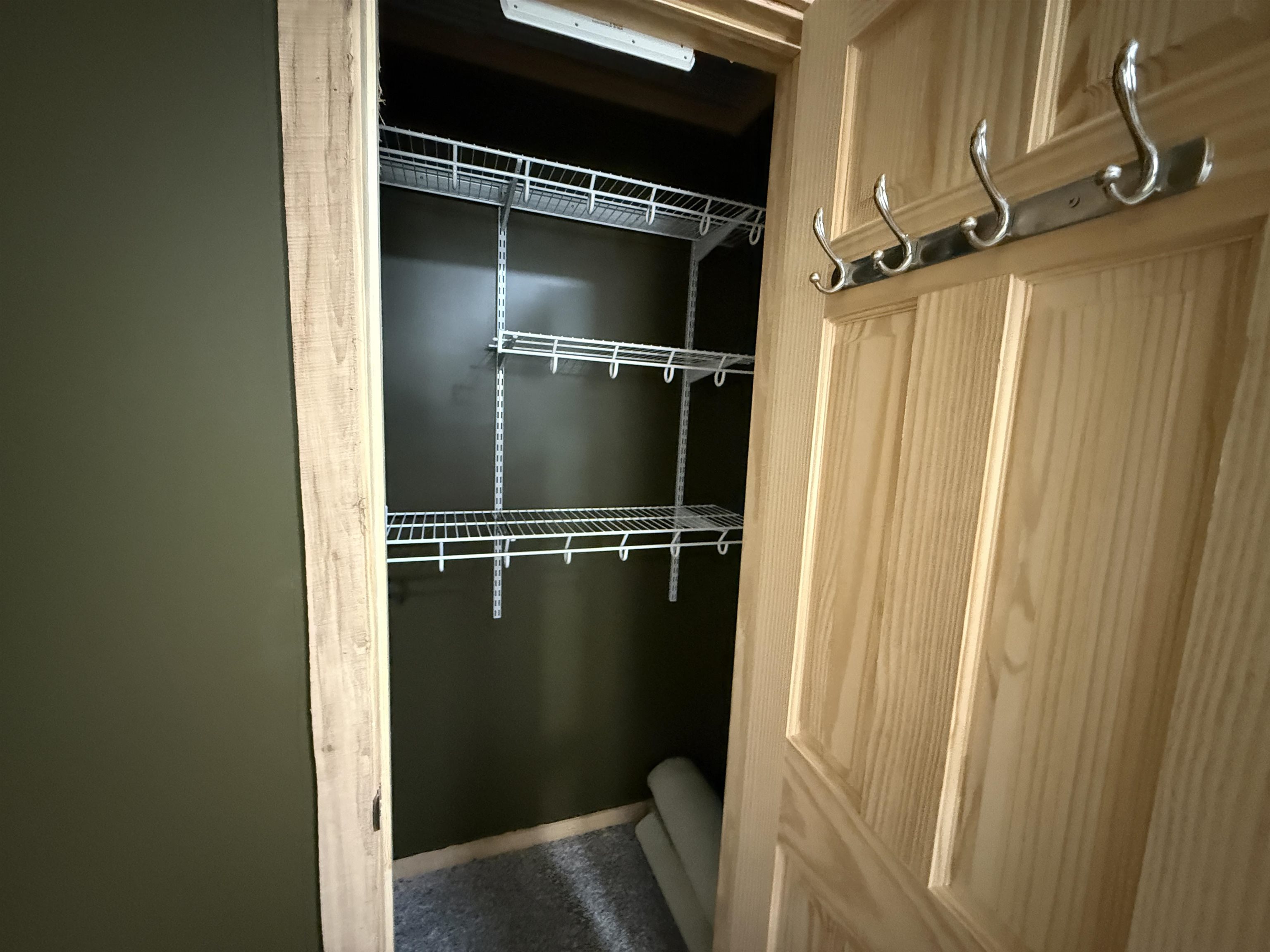 161 Tomahawk Circle, Falls of Rough, Kentucky 40119, 2 Bedrooms Bedrooms, ,1 BathroomBathrooms,Single Family Residence,For Sale,Tomahawk Circle,94654