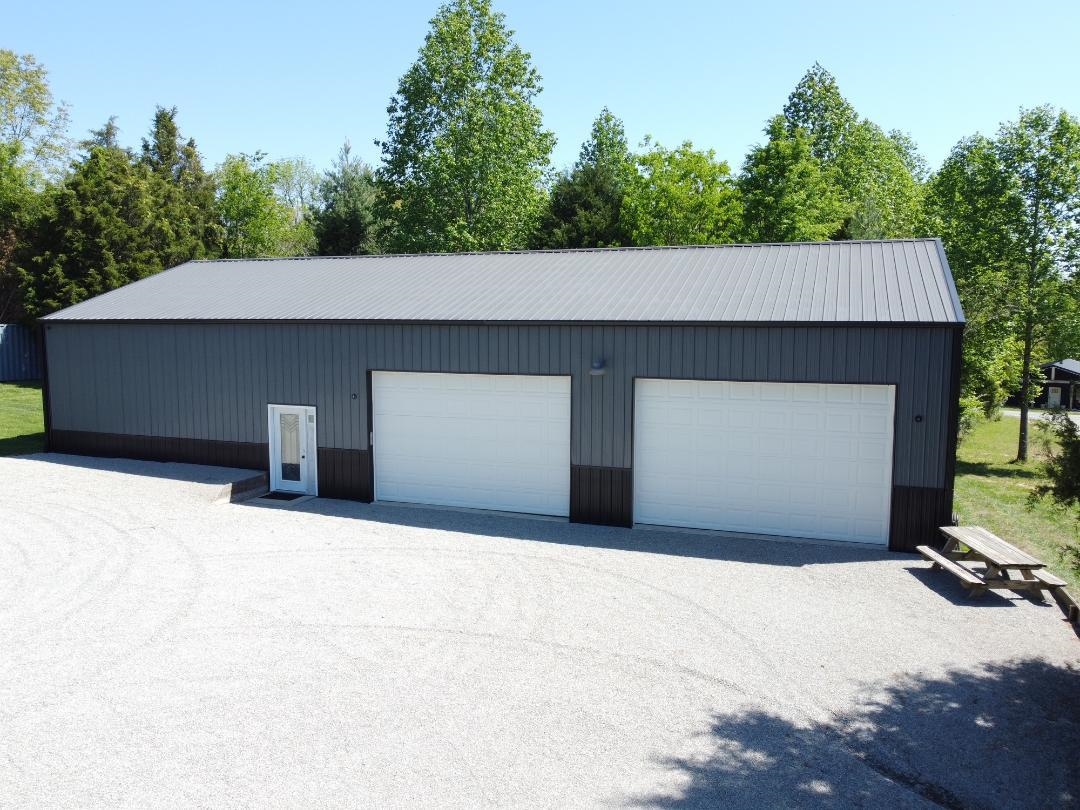 161 Tomahawk Circle, Falls of Rough, Kentucky 40119, 2 Bedrooms Bedrooms, ,1 BathroomBathrooms,Single Family Residence,For Sale,Tomahawk Circle,94654