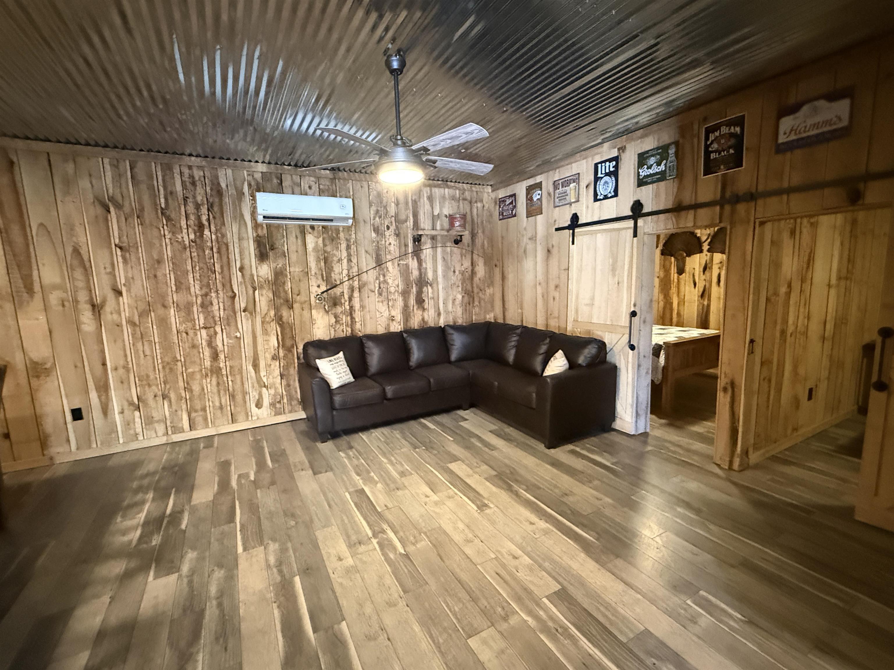 161 Tomahawk Circle, Falls of Rough, Kentucky 40119, 2 Bedrooms Bedrooms, ,1 BathroomBathrooms,Single Family Residence,For Sale,Tomahawk Circle,94654