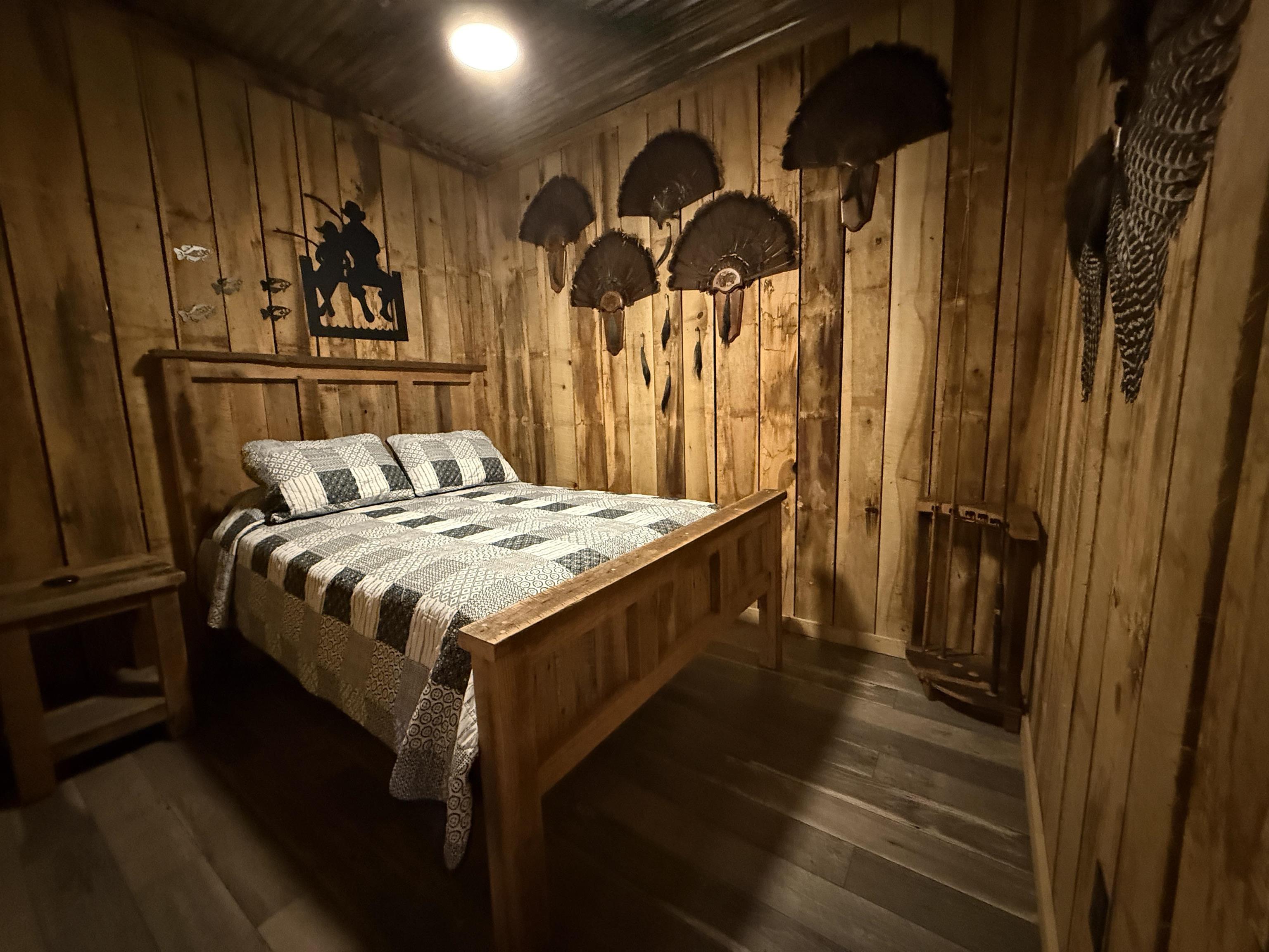 161 Tomahawk Circle, Falls of Rough, Kentucky 40119, 2 Bedrooms Bedrooms, ,1 BathroomBathrooms,Single Family Residence,For Sale,Tomahawk Circle,94654