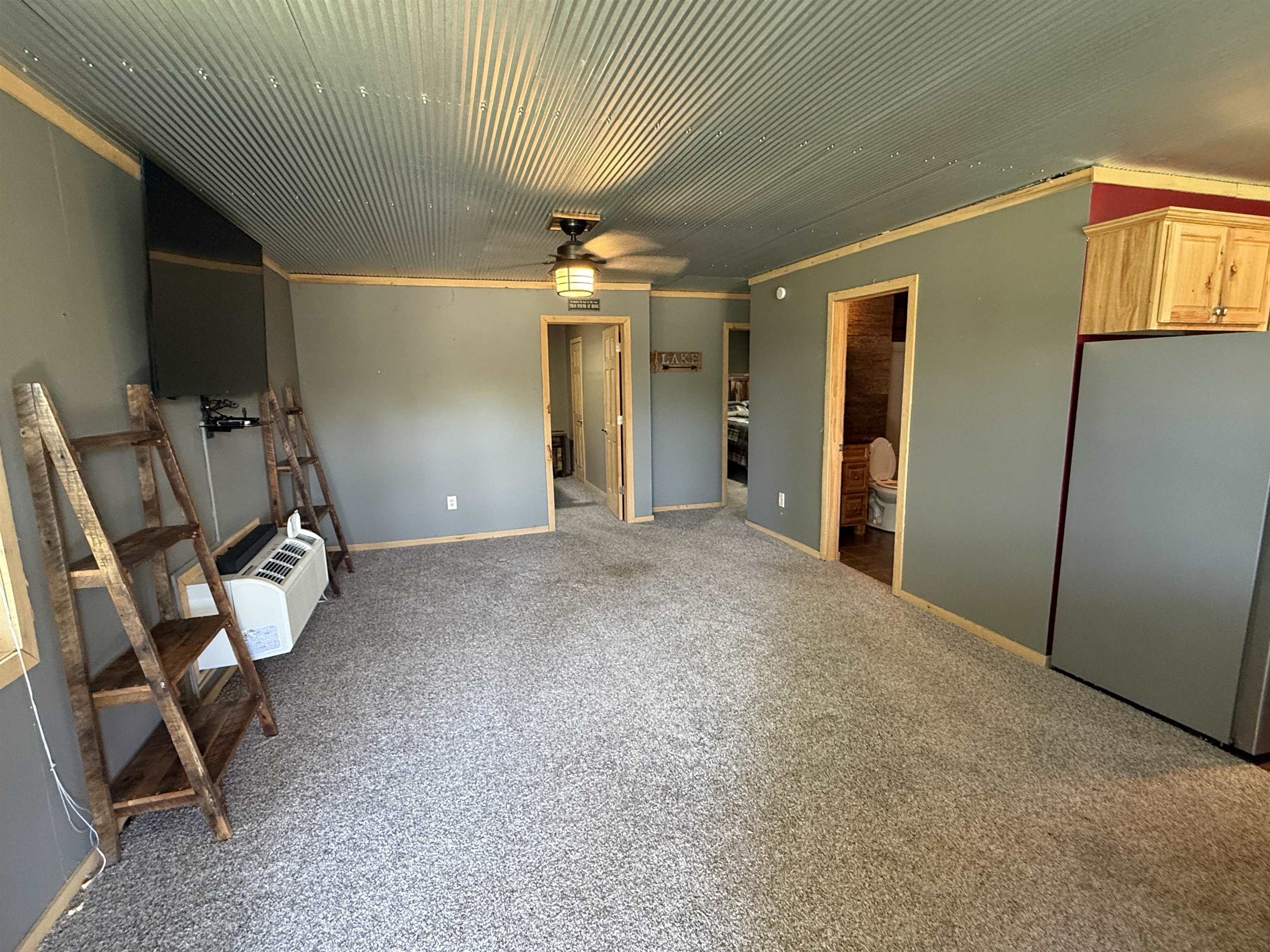 161 Tomahawk Circle, Falls of Rough, Kentucky 40119, 2 Bedrooms Bedrooms, ,1 BathroomBathrooms,Single Family Residence,For Sale,Tomahawk Circle,94654