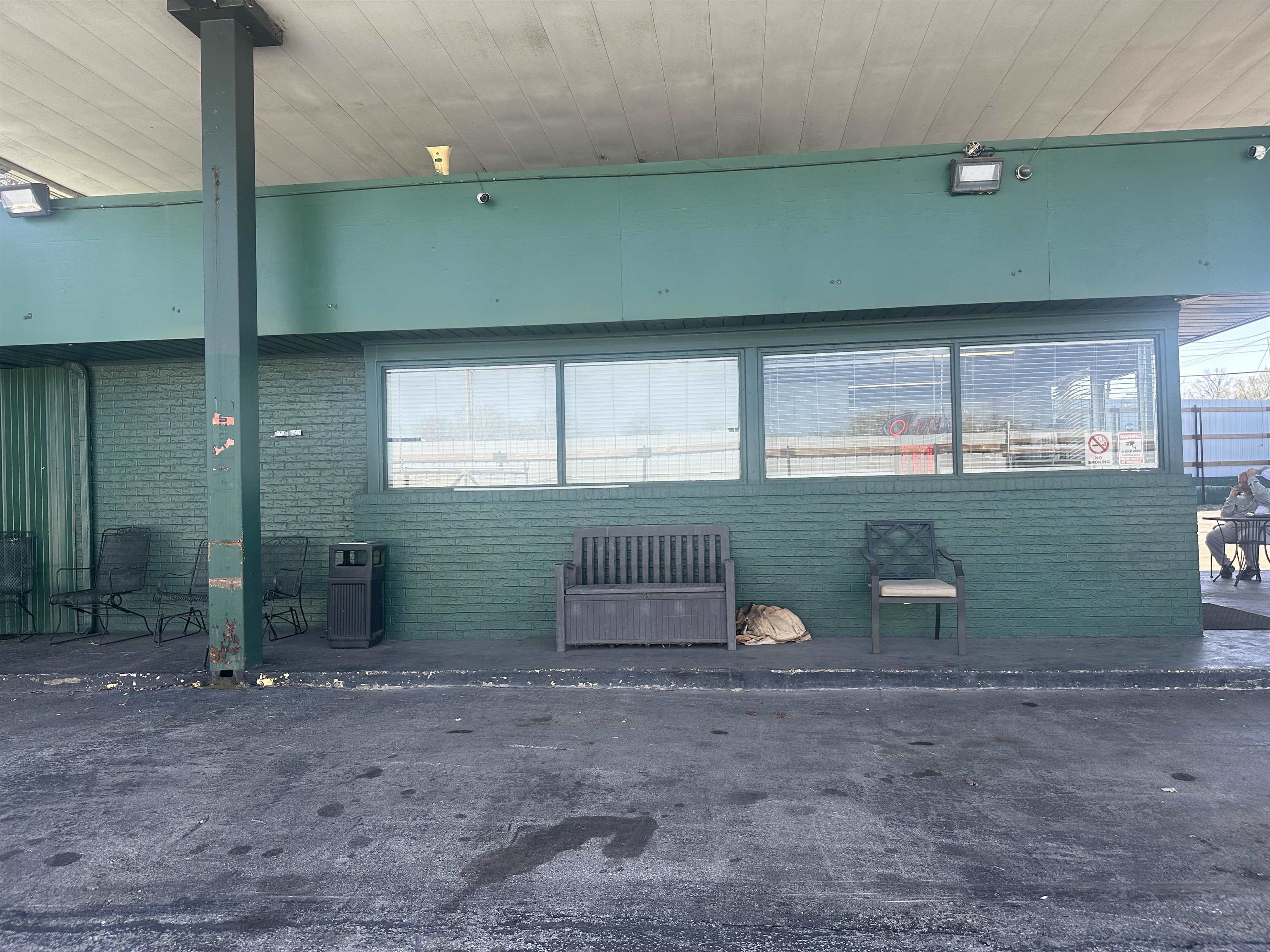 327 6th Ave, Bowling Green, Kentucky 42101, ,Mixed Use,For Sale,6th Ave,94658