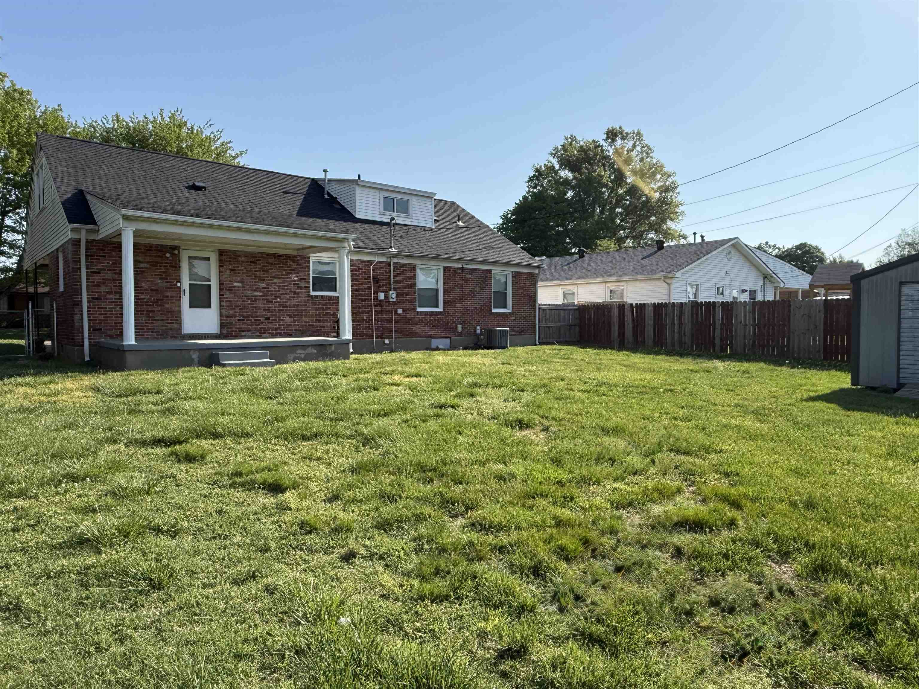 130 Stockton Dr, Owensboro, Kentucky 42303, 4 Bedrooms Bedrooms, ,2 BathroomsBathrooms,Single Family Residence,For Sale,Stockton Dr,94664