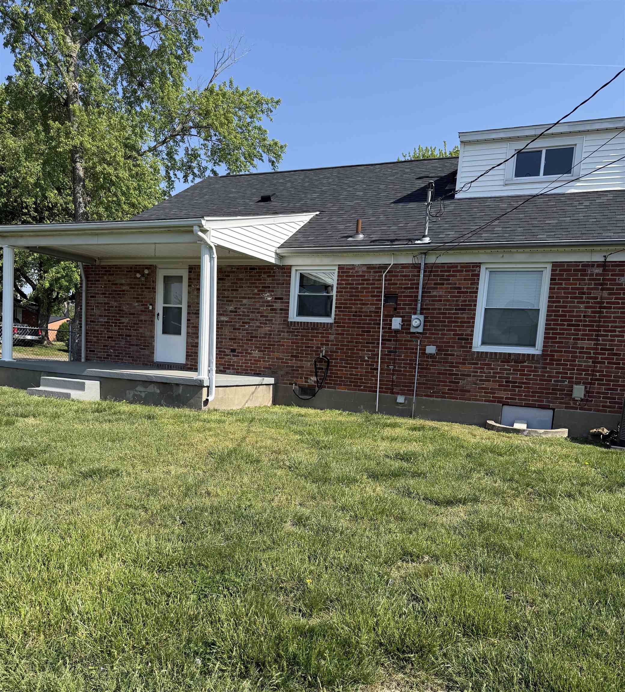 130 Stockton Dr, Owensboro, Kentucky 42303, 4 Bedrooms Bedrooms, ,2 BathroomsBathrooms,Single Family Residence,For Sale,Stockton Dr,94664