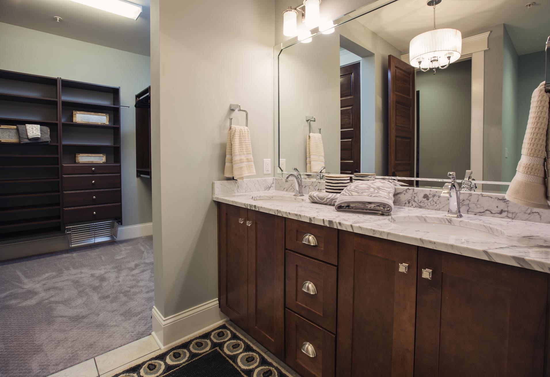 100 Allen St Apt #2B, Owensboro, Kentucky 42303, 2 Bedrooms Bedrooms, ,2 BathroomsBathrooms,Apartment,For Sale,Allen St Apt #2B,94674