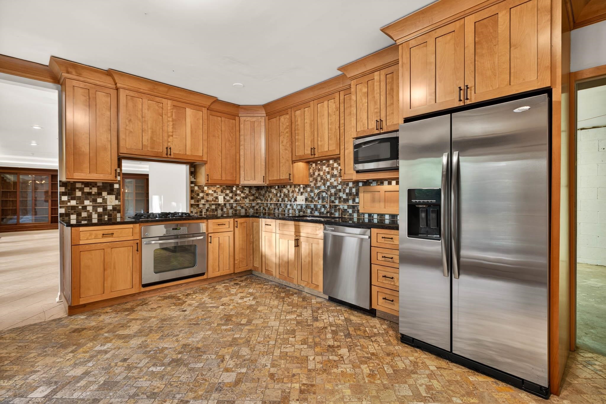 4460 Greenacre, Owensboro, Kentucky 42303, 4 Bedrooms Bedrooms, ,2 BathroomsBathrooms,Single Family Residence,For Sale,Greenacre,94676