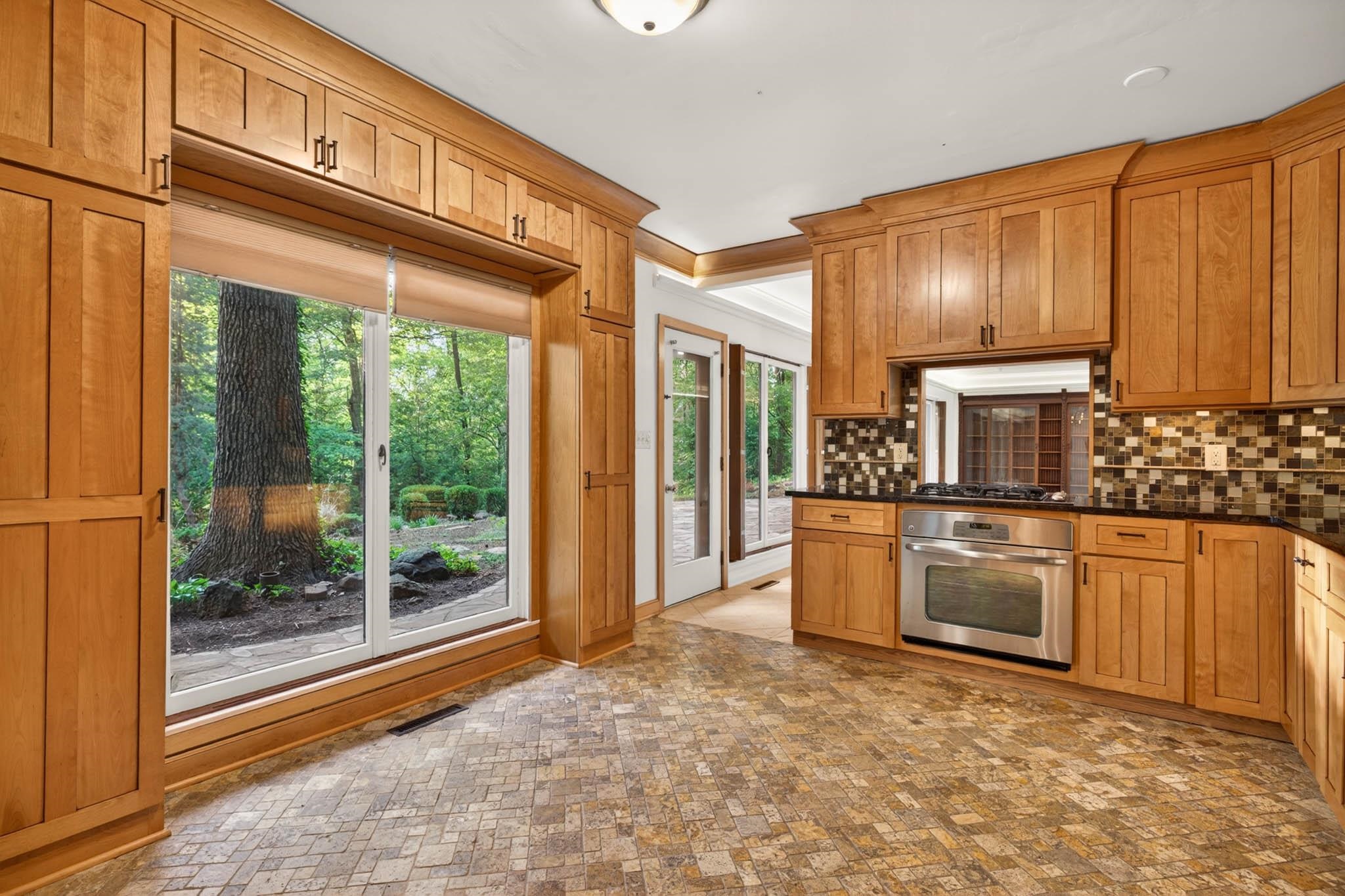 4460 Greenacre, Owensboro, Kentucky 42303, 4 Bedrooms Bedrooms, ,2 BathroomsBathrooms,Single Family Residence,For Sale,Greenacre,94676