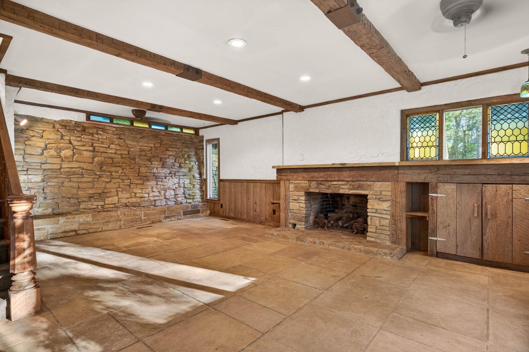 4460 Greenacre, Owensboro, Kentucky 42303, 4 Bedrooms Bedrooms, ,2 BathroomsBathrooms,Single Family Residence,For Sale,Greenacre,94676