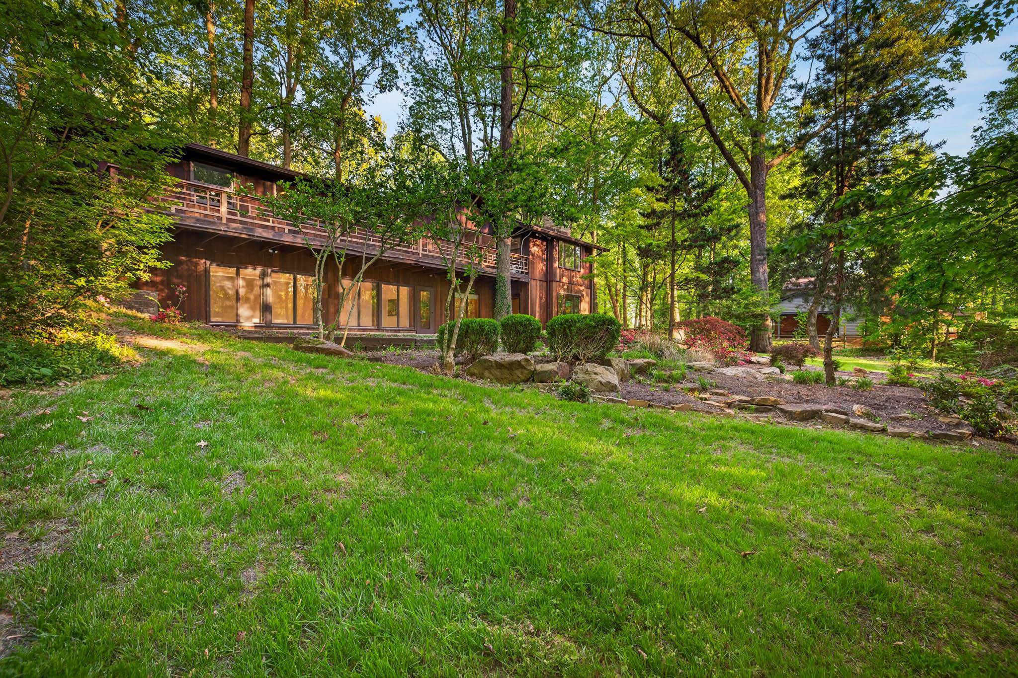 4460 Greenacre, Owensboro, Kentucky 42303, 4 Bedrooms Bedrooms, ,2 BathroomsBathrooms,Single Family Residence,For Sale,Greenacre,94676