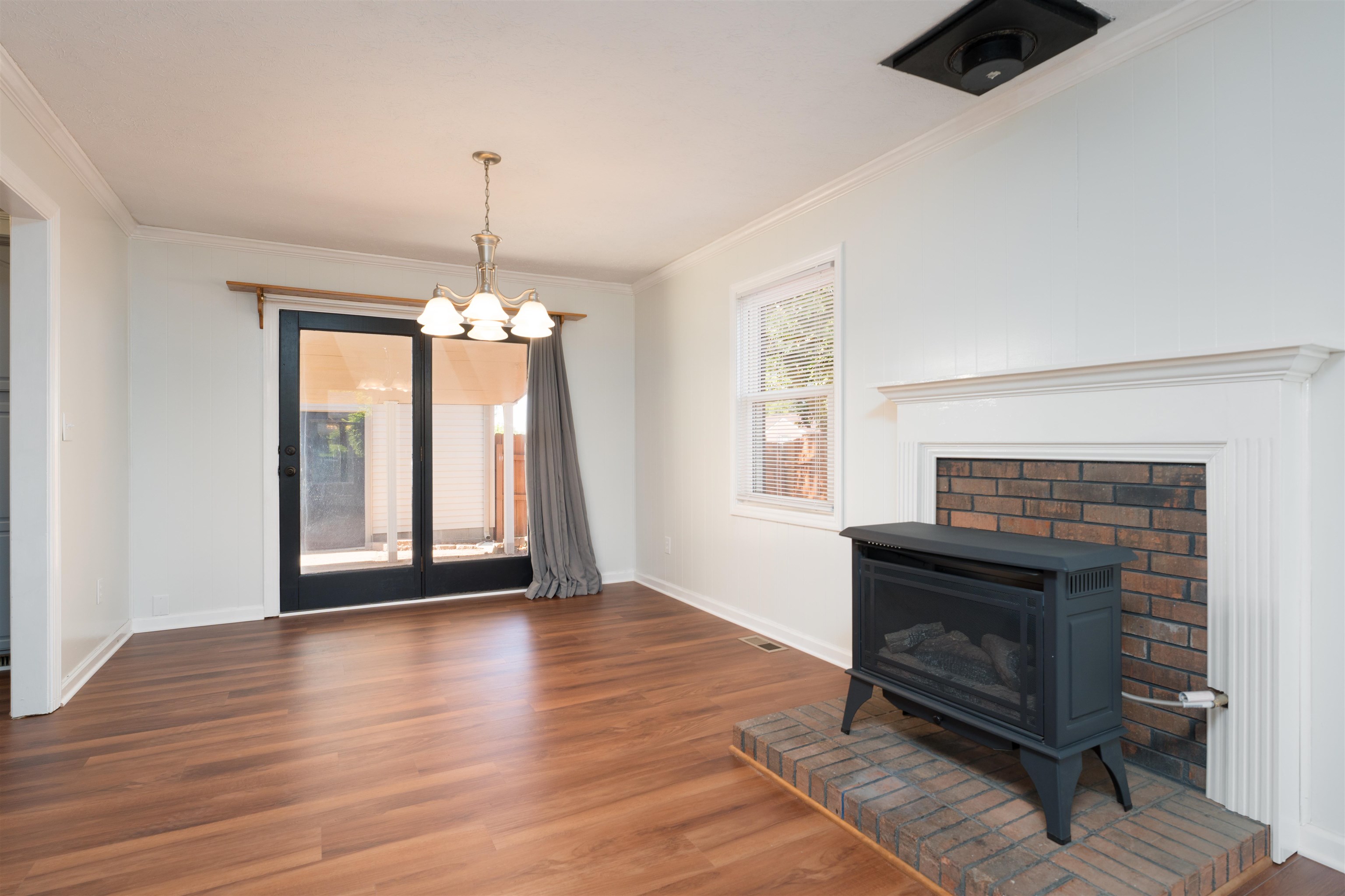 2352 Bulfinch Ave, Owensboro, Kentucky 42301, 4 Bedrooms Bedrooms, ,2 BathroomsBathrooms,Single Family Residence,For Sale,Bulfinch Ave,94677