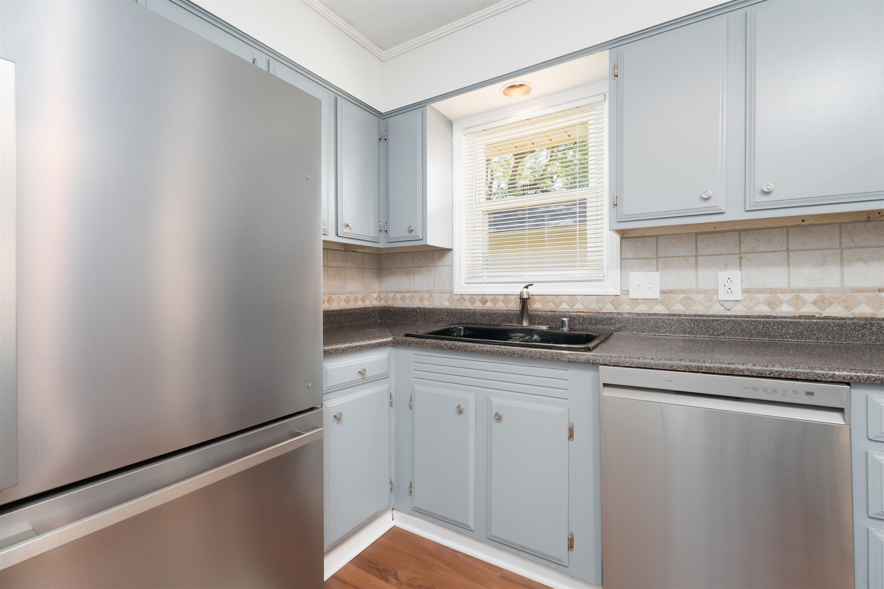 2352 Bulfinch Ave, Owensboro, Kentucky 42301, 4 Bedrooms Bedrooms, ,2 BathroomsBathrooms,Single Family Residence,For Sale,Bulfinch Ave,94677