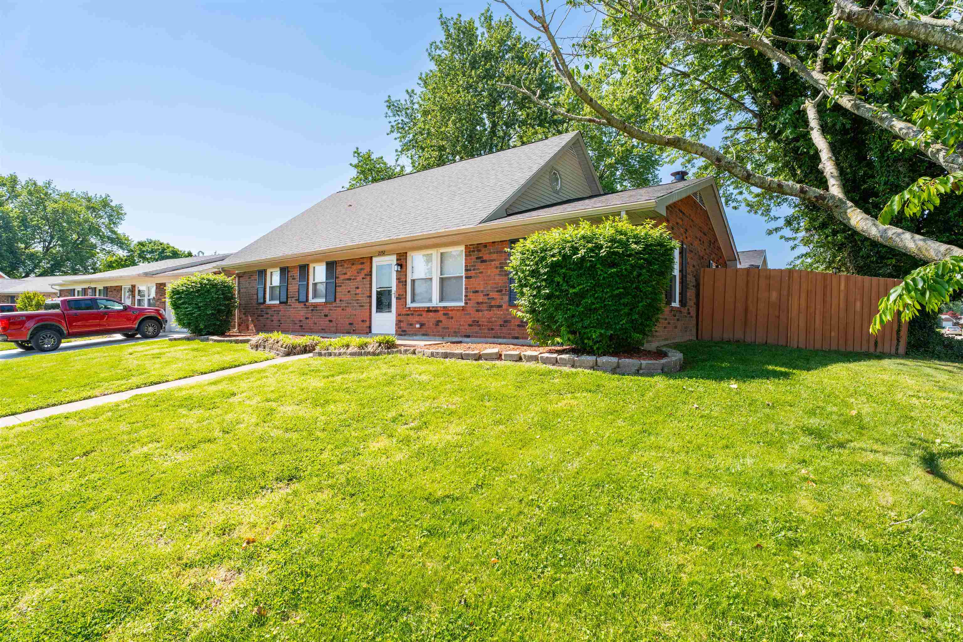 2352 Bulfinch Ave, Owensboro, Kentucky 42301, 4 Bedrooms Bedrooms, ,2 BathroomsBathrooms,Single Family Residence,For Sale,Bulfinch Ave,94677