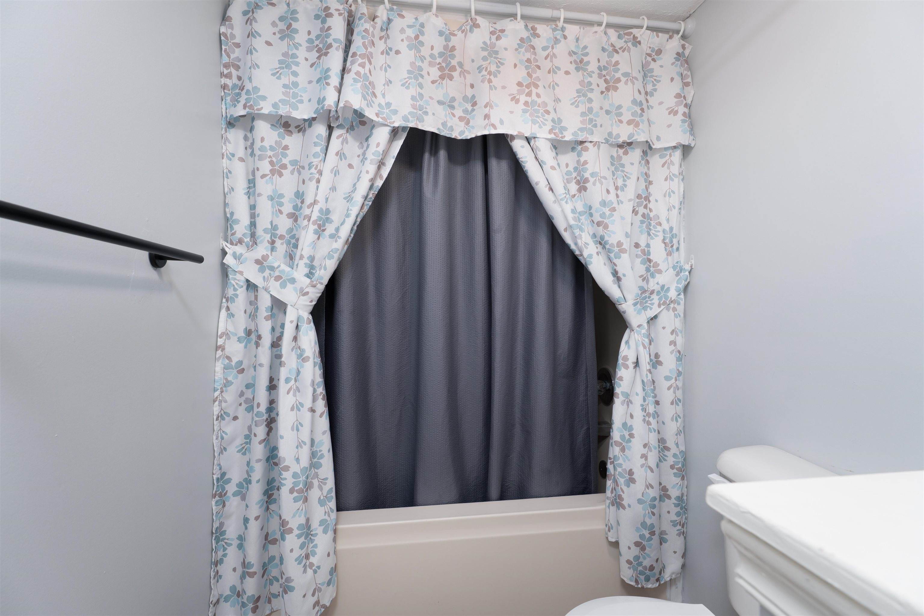 2352 Bulfinch Ave, Owensboro, Kentucky 42301, 4 Bedrooms Bedrooms, ,2 BathroomsBathrooms,Single Family Residence,For Sale,Bulfinch Ave,94677