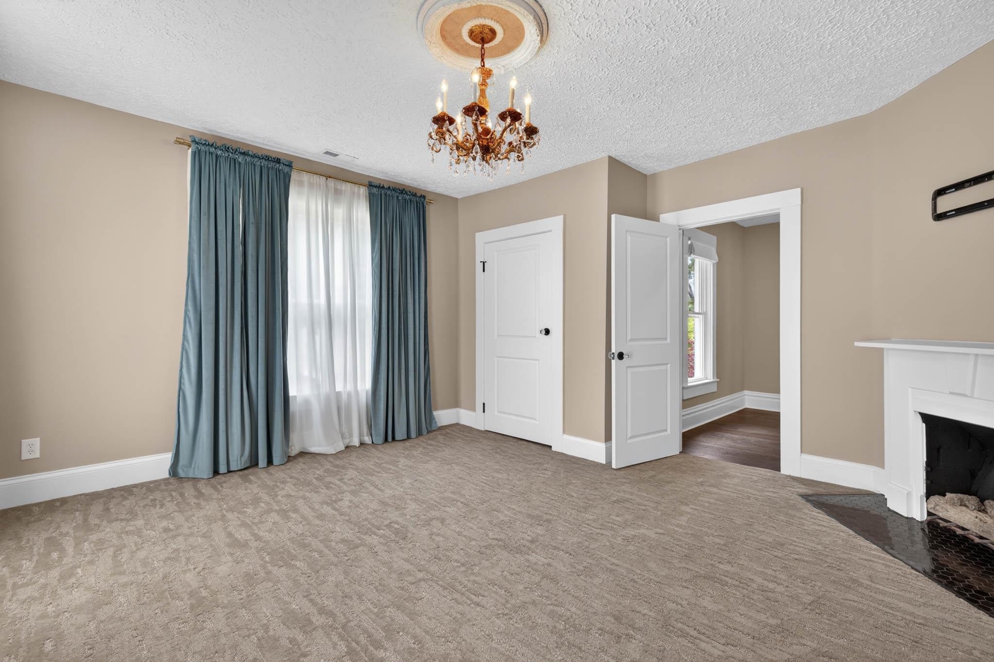 1329 St Ann St, Owensboro, Kentucky 42303, 4 Bedrooms Bedrooms, ,2 BathroomsBathrooms,Single Family Residence,For Sale,St Ann St,94678