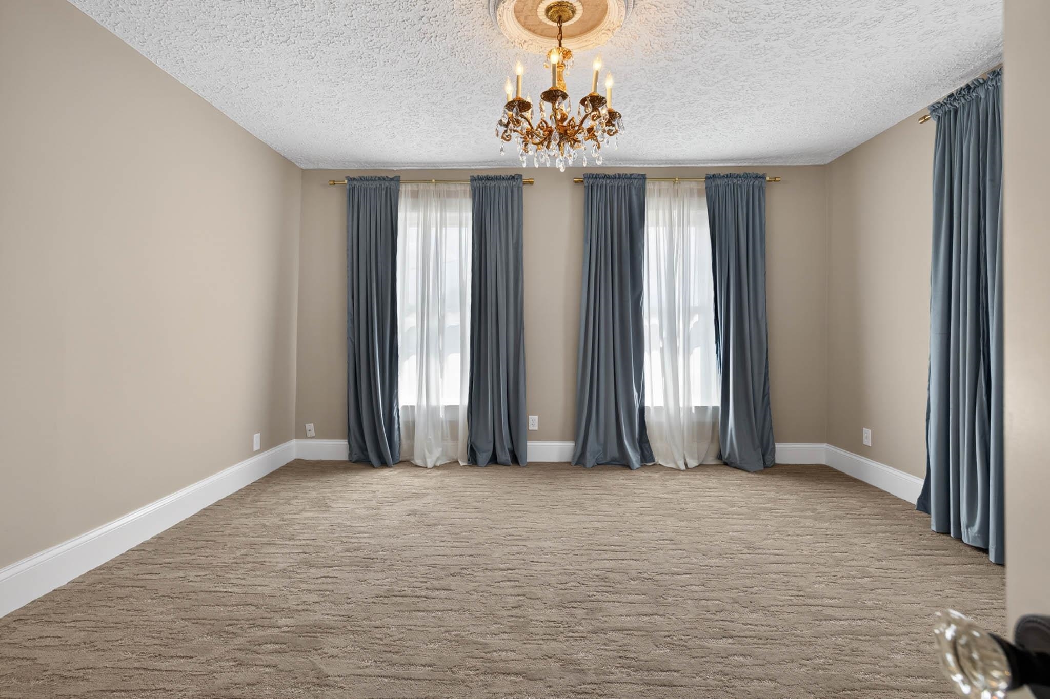 1329 St Ann St, Owensboro, Kentucky 42303, 4 Bedrooms Bedrooms, ,2 BathroomsBathrooms,Single Family Residence,For Sale,St Ann St,94678