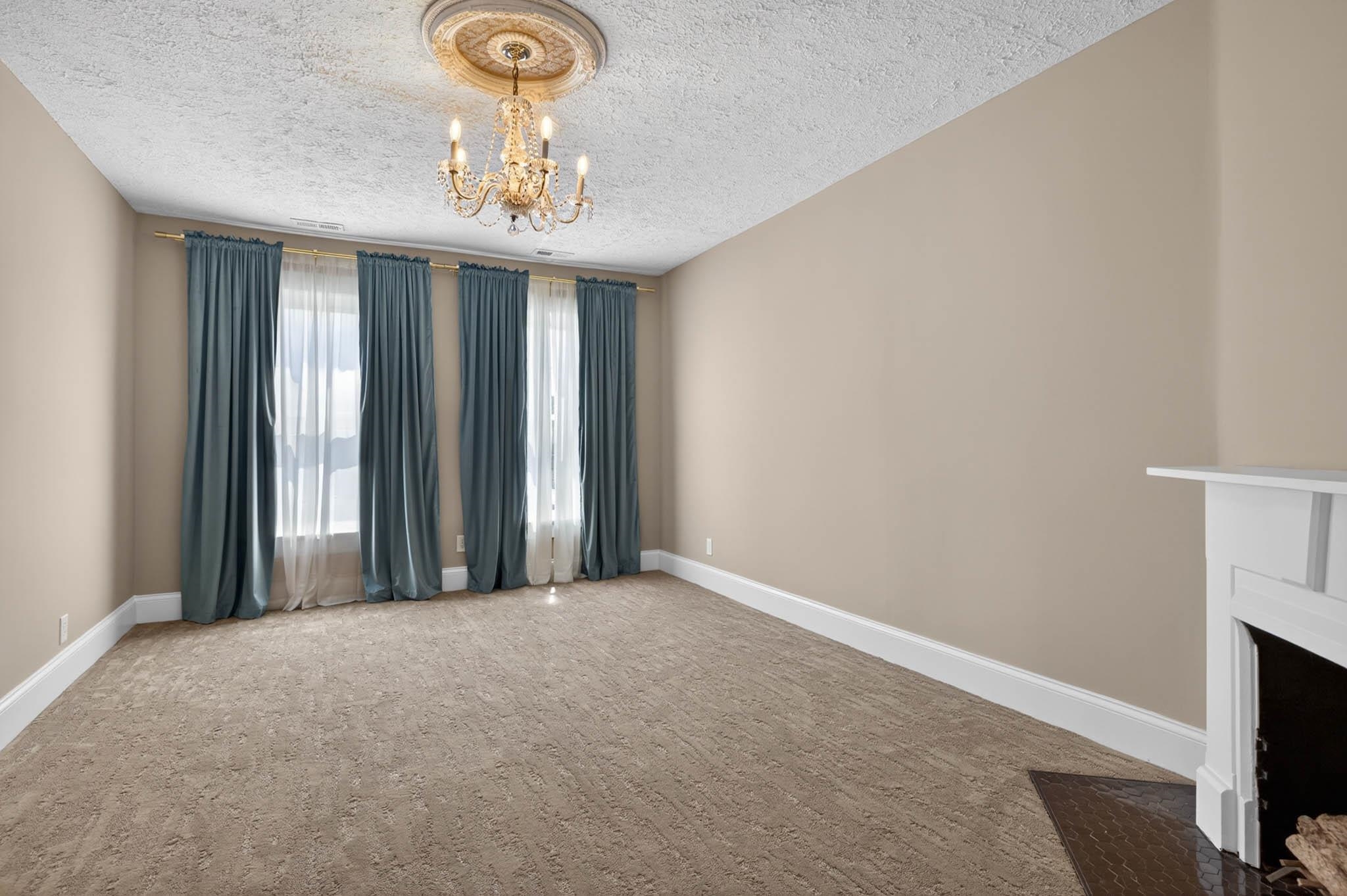 1329 St Ann St, Owensboro, Kentucky 42303, 4 Bedrooms Bedrooms, ,2 BathroomsBathrooms,Single Family Residence,For Sale,St Ann St,94678