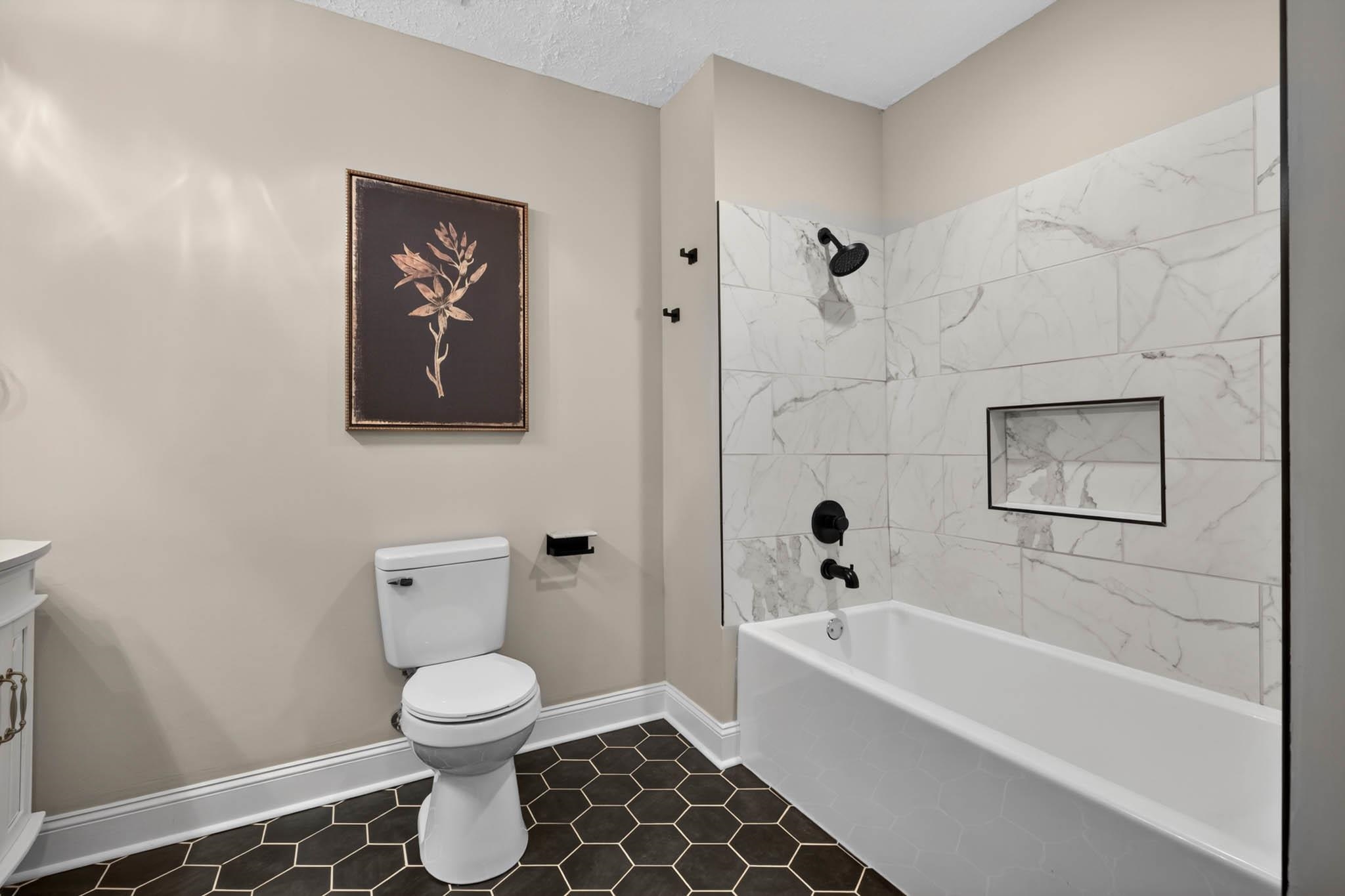 1329 St Ann St, Owensboro, Kentucky 42303, 4 Bedrooms Bedrooms, ,2 BathroomsBathrooms,Single Family Residence,For Sale,St Ann St,94678