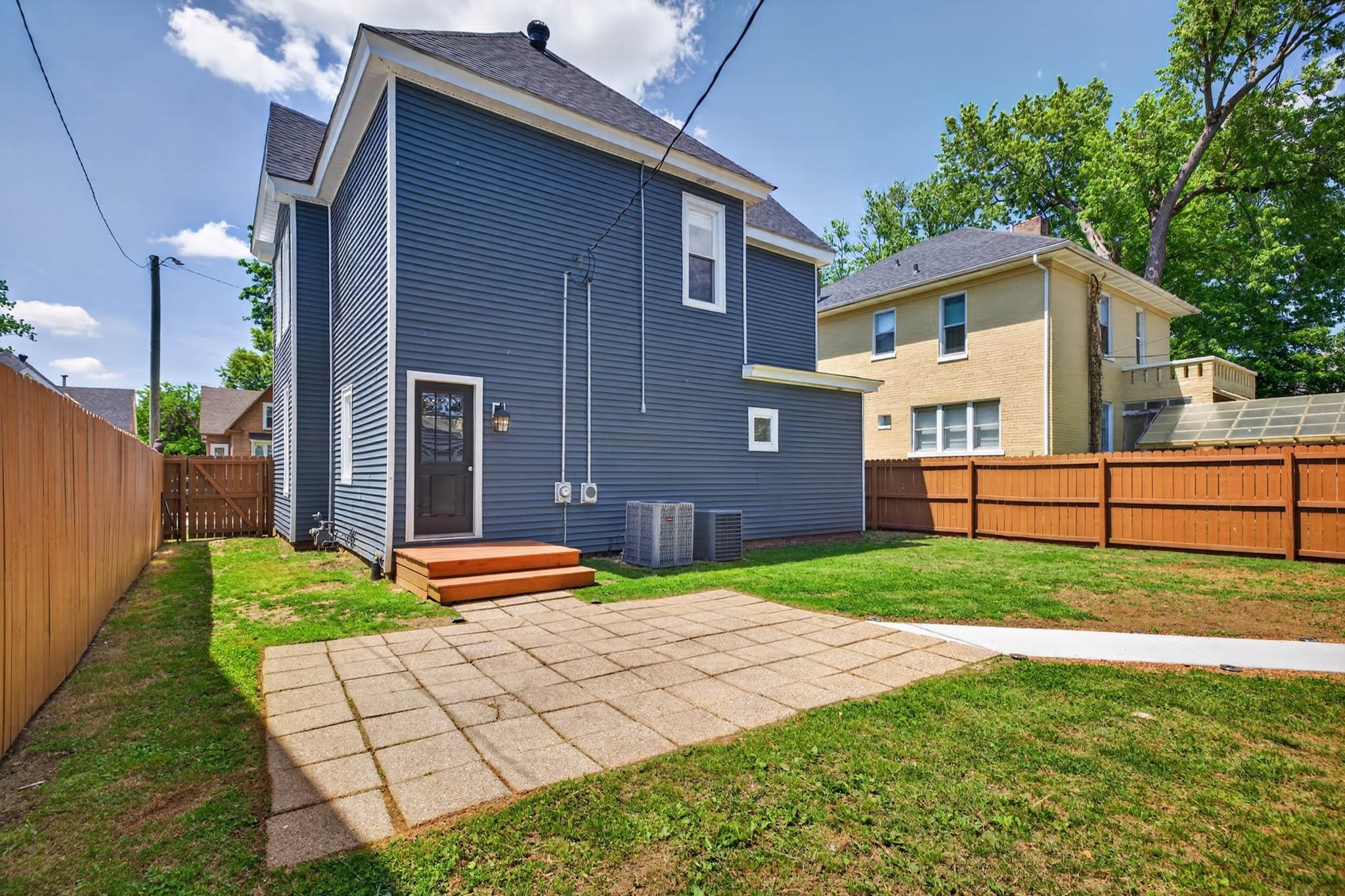 1329 St Ann St, Owensboro, Kentucky 42303, 4 Bedrooms Bedrooms, ,2 BathroomsBathrooms,Single Family Residence,For Sale,St Ann St,94678