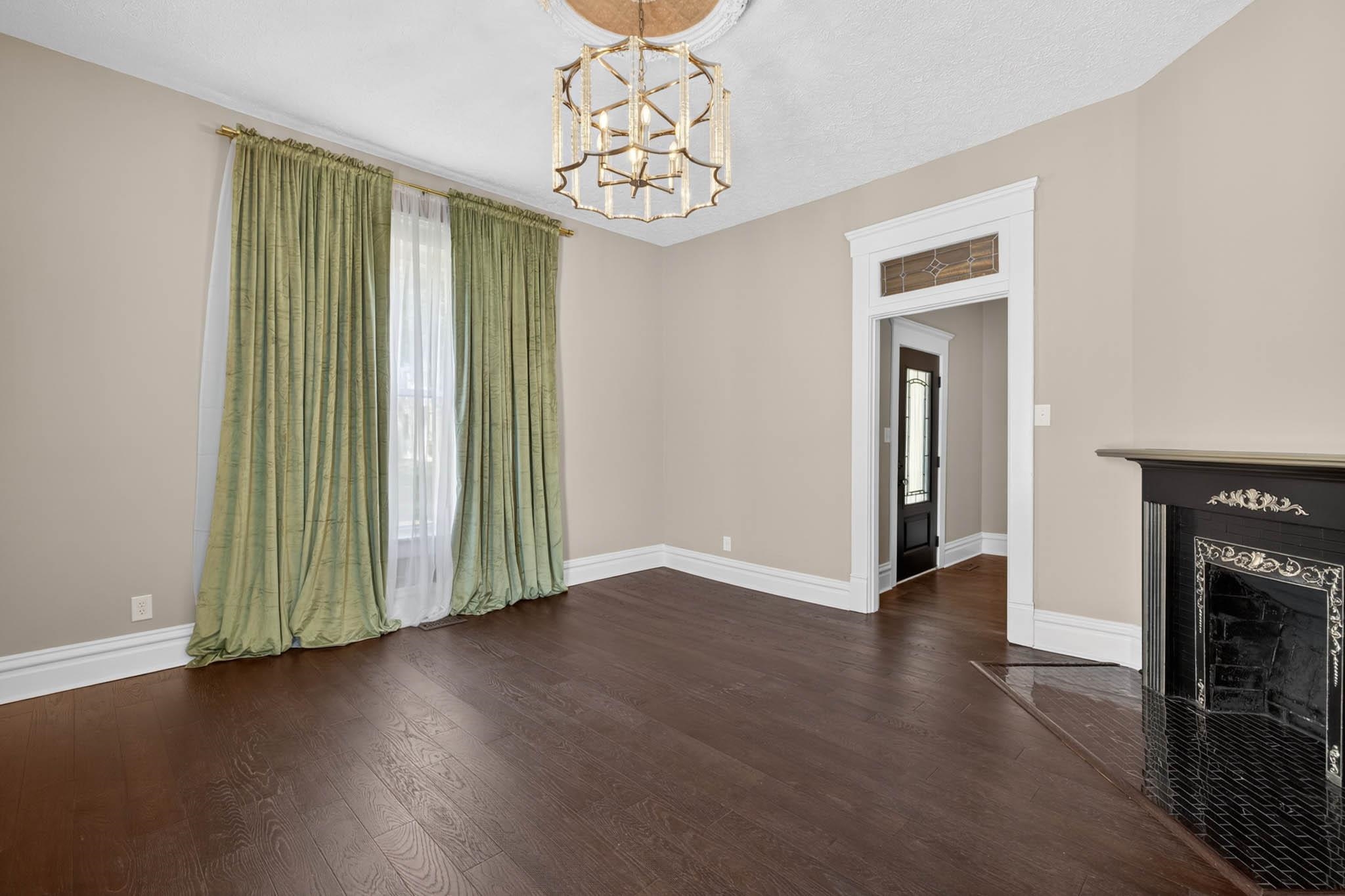 1329 St Ann St, Owensboro, Kentucky 42303, 4 Bedrooms Bedrooms, ,2 BathroomsBathrooms,Single Family Residence,For Sale,St Ann St,94678